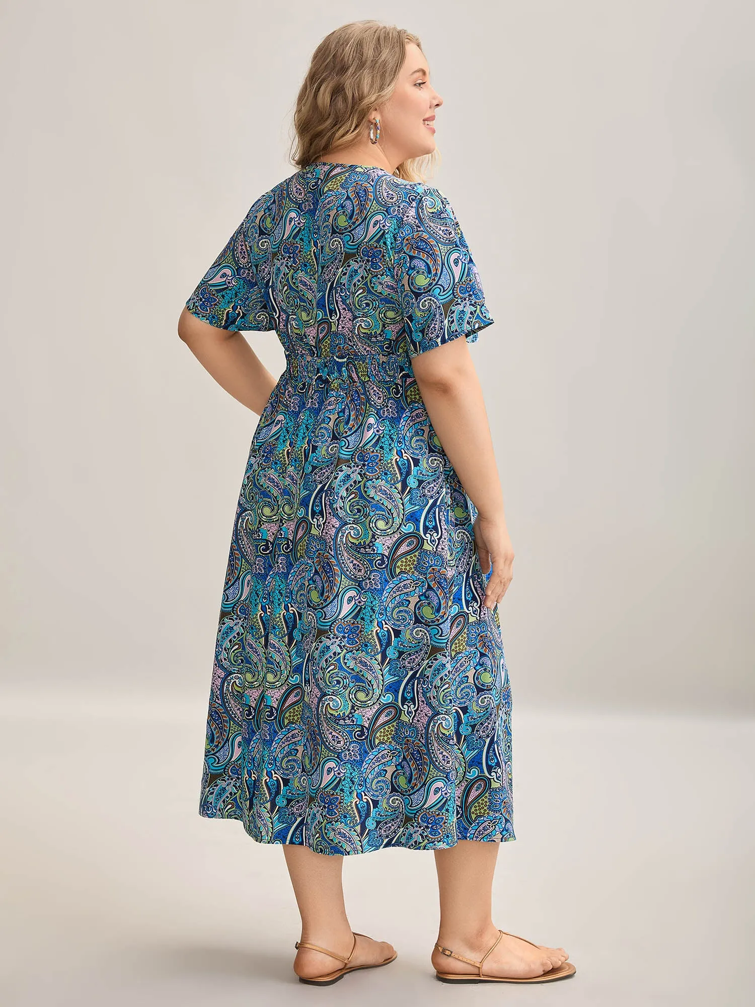 Paisley Print Stretchy Waist Pockets Midi Dress sold by Bloomchic product image thumbnail 4