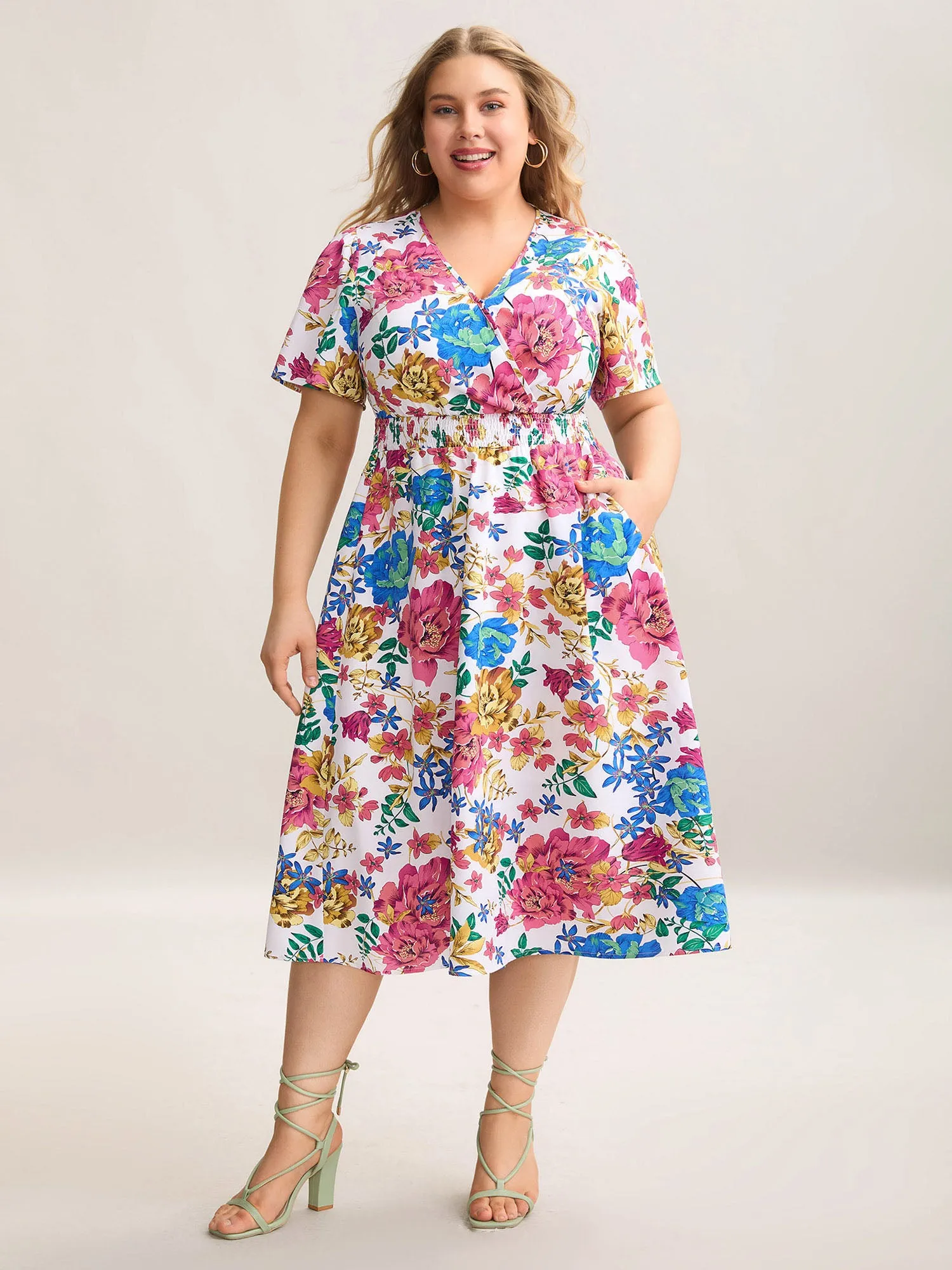 Blooming Flowers Surplice Neck Pockets Dress sold by Bloomchic product image thumbnail 3