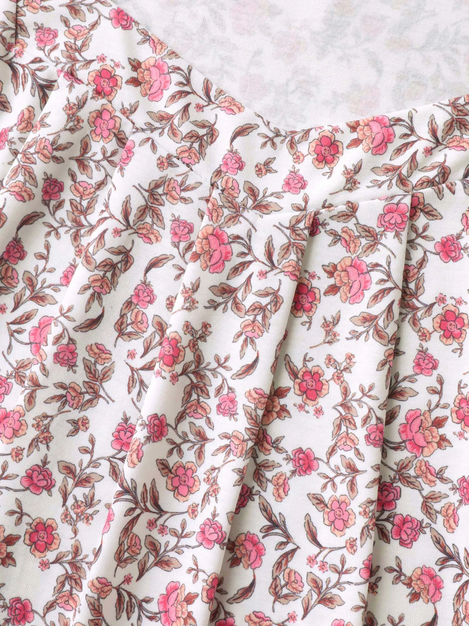 Floral Print Pleated Front Sleeveless Tank sold by Bloomchic product image thumbnail 5