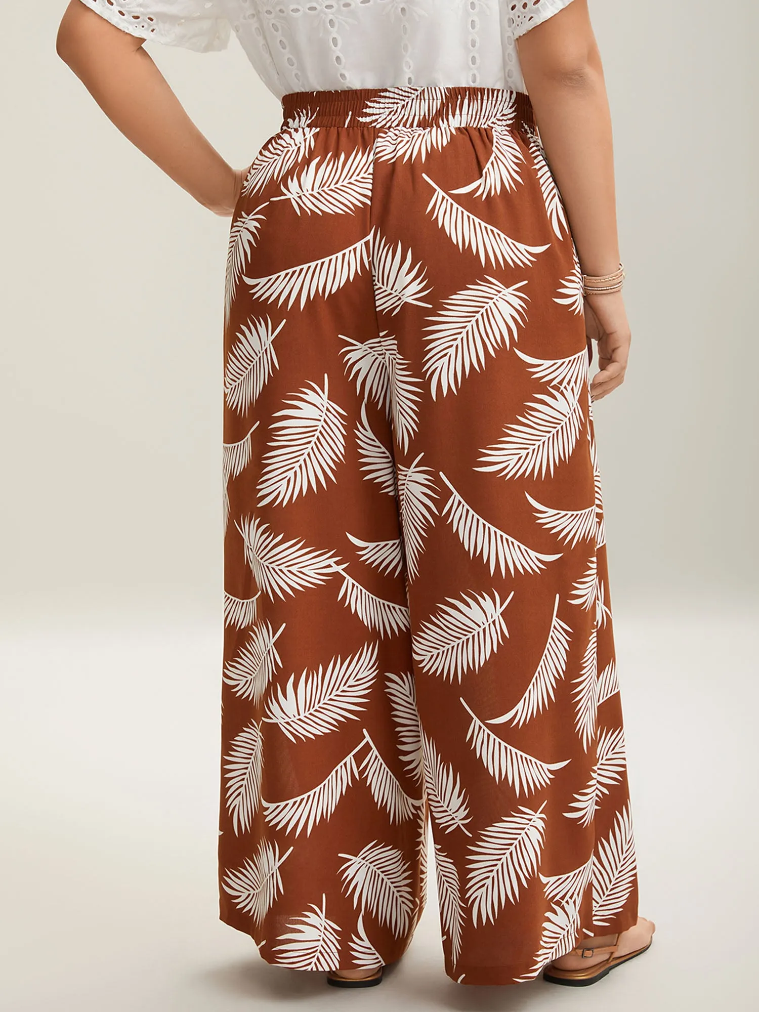 Leafy Print Stretchy Waist Wide-Leg Pants sold by Bloomchic product image thumbnail 4