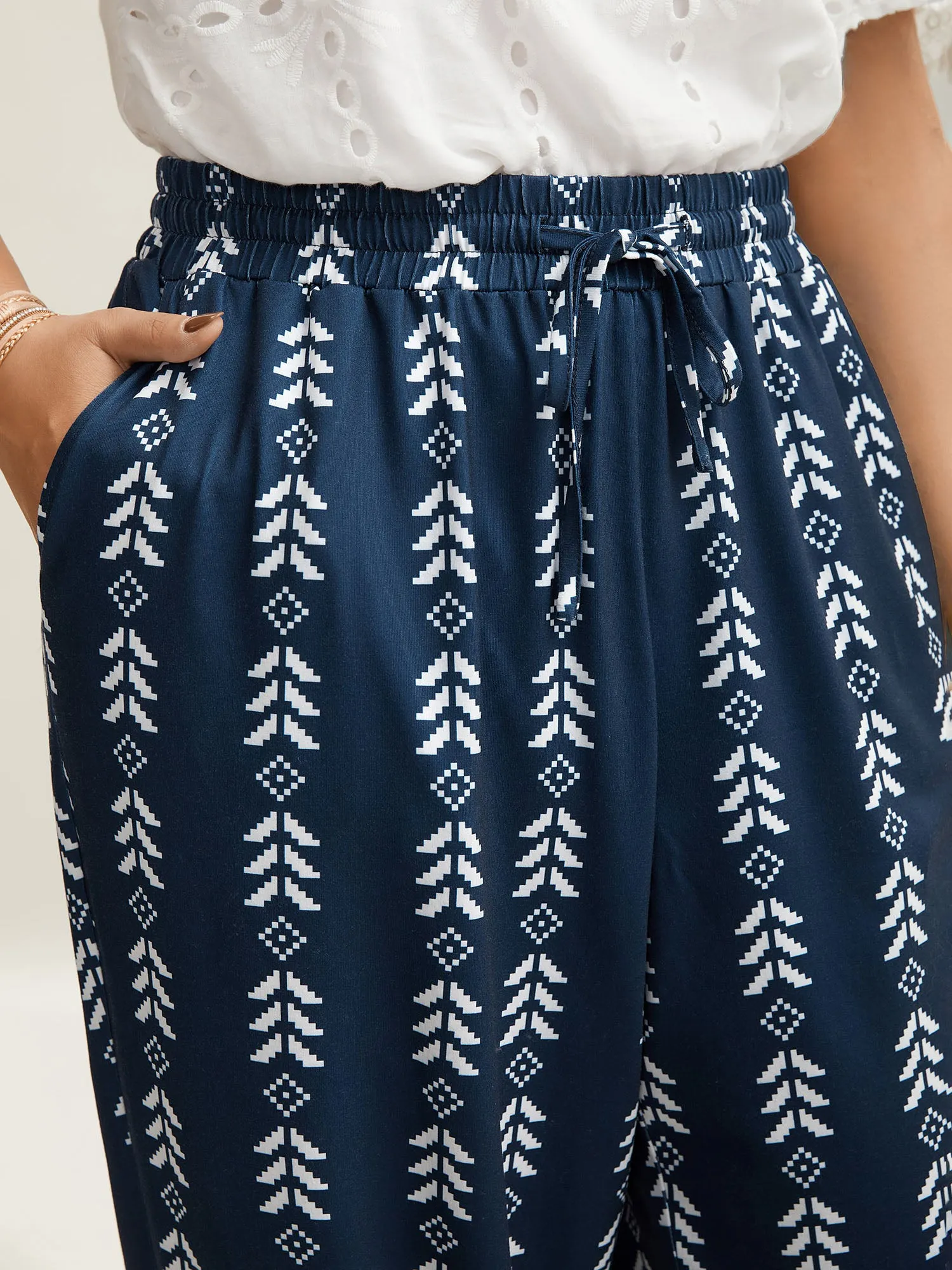 Boho Geometric Print Stretchy Waist Pants sold by Bloomchic product image thumbnail 2