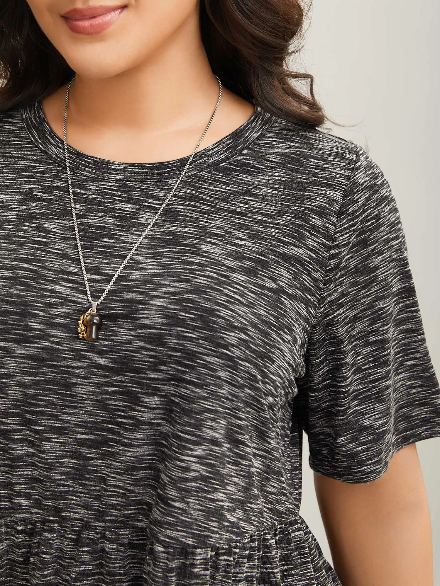 Heathered Crew Neck Relaxed T-Shirt sold by Bloomchic product image thumbnail 2