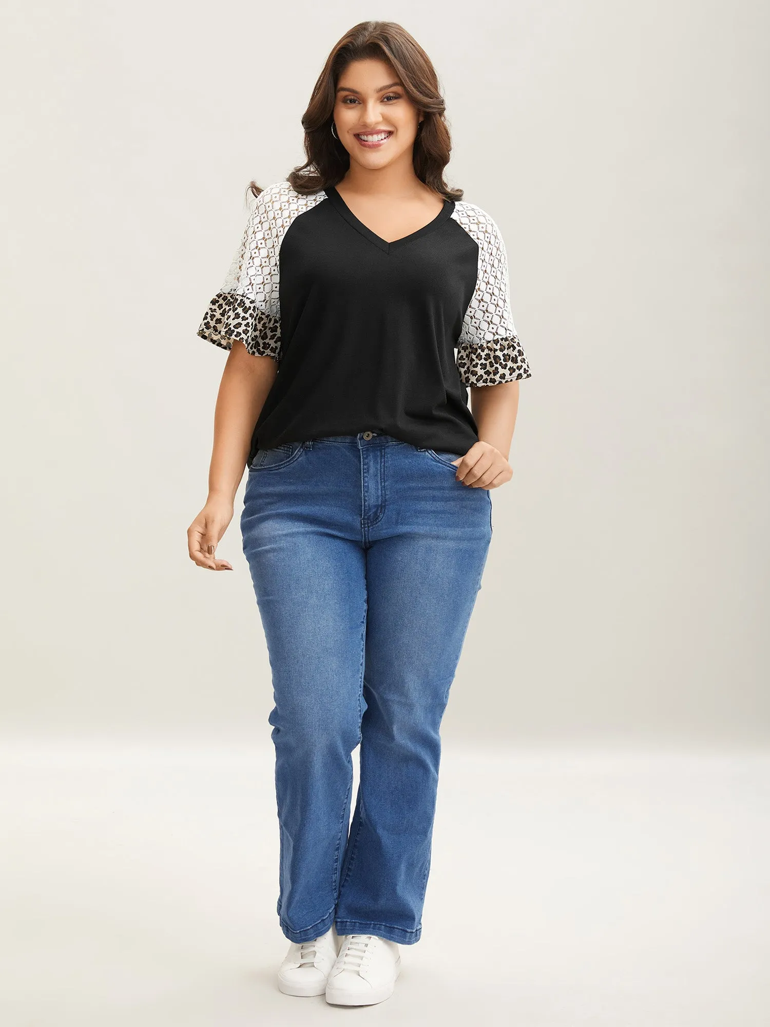 Textured Leopard Print Contrast Plain T-Shirt sold by Bloomchic product image thumbnail 3