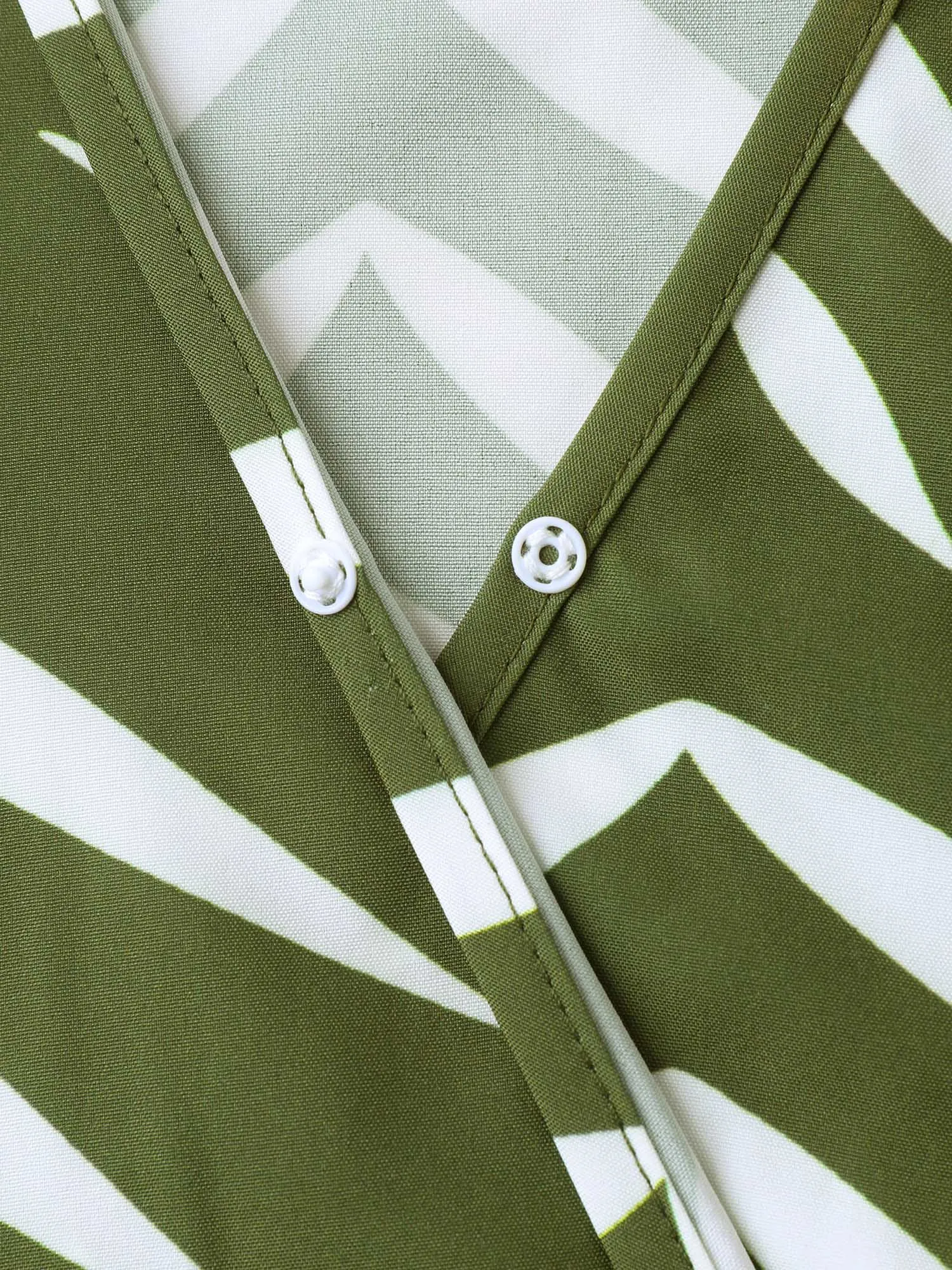 Tree Print Wrap Shirred Pockets Midi Dress sold by Bloomchic product image thumbnail 5