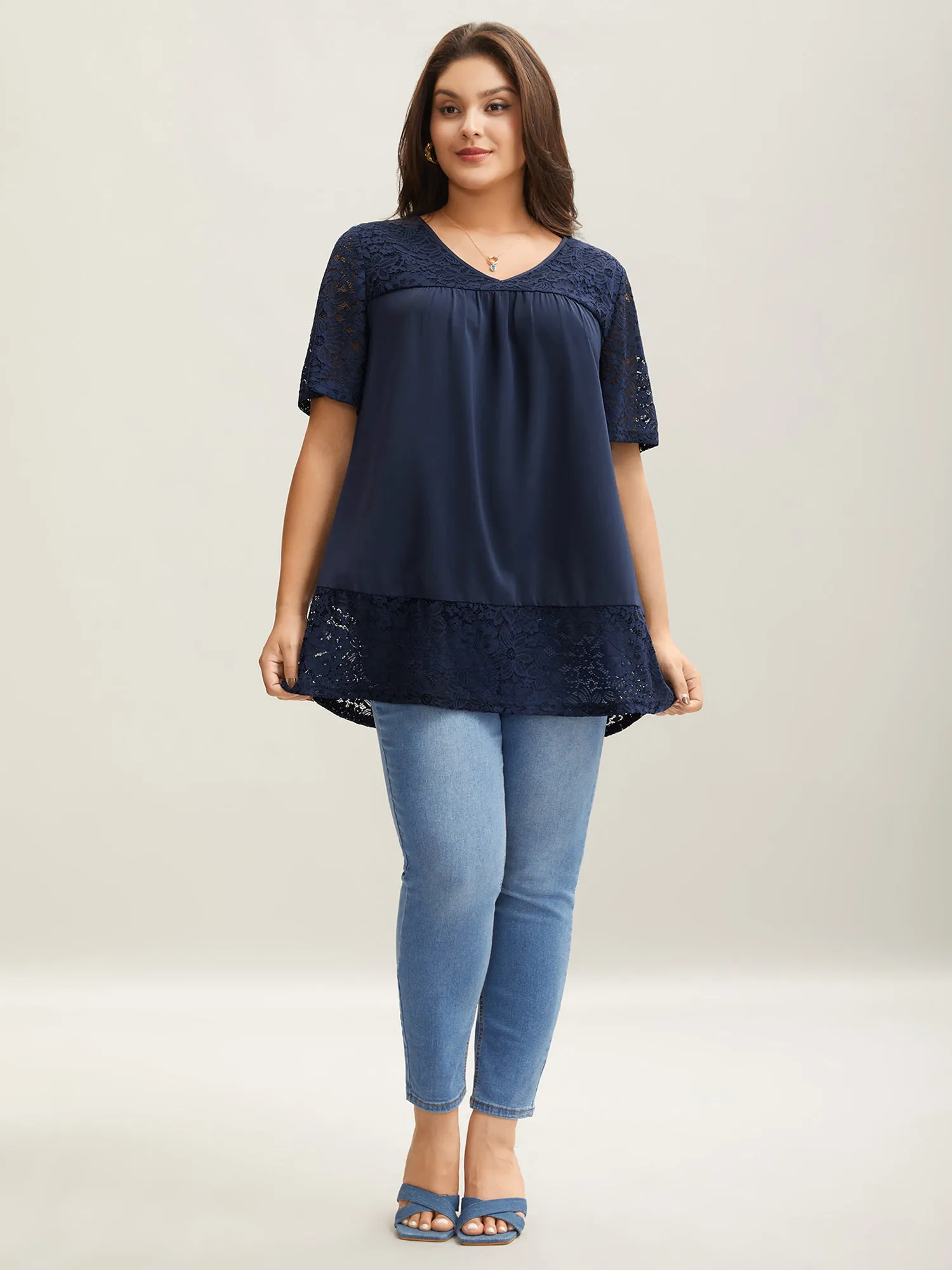 Stretchy Mixed Material Spliced Lace Jersey Top sold by Bloomchic product image thumbnail 3