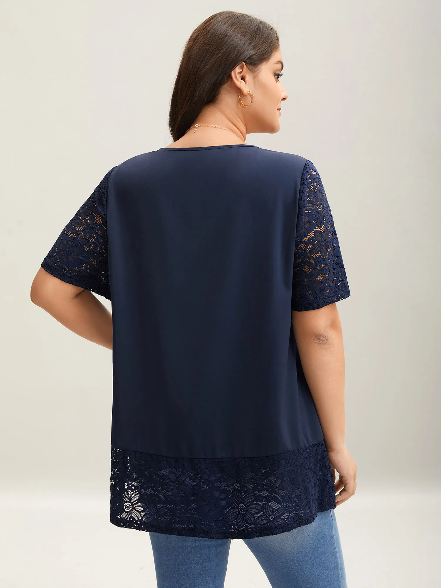 Stretchy Mixed Material Spliced Lace Jersey Top sold by Bloomchic product image thumbnail 2