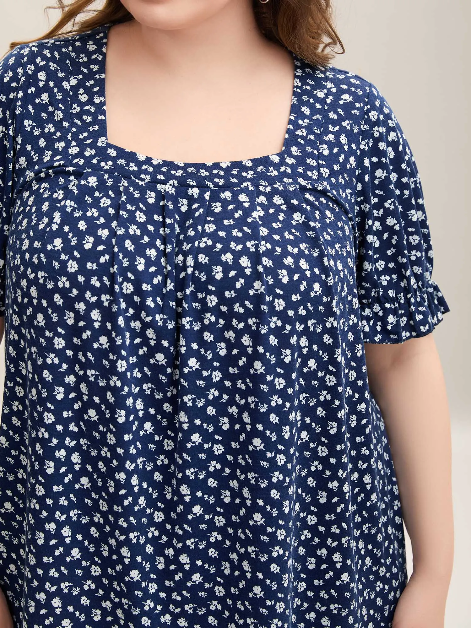 Ditsy Floral Print Square-Neck T-Shirt sold by Bloomchic product image thumbnail 2