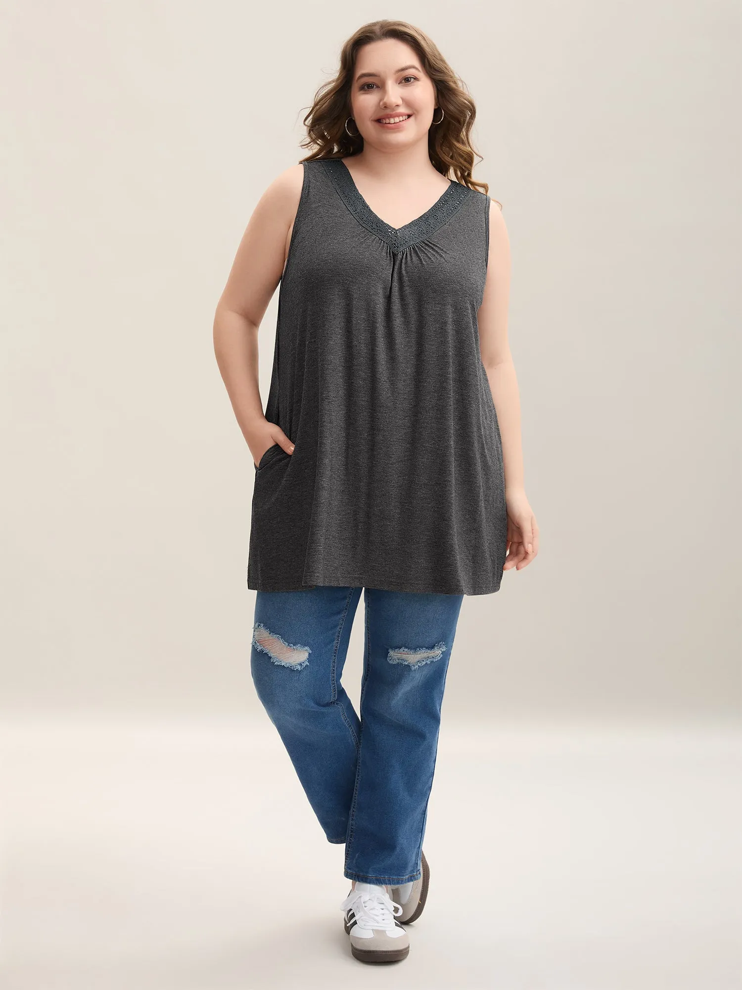 Lace Spliced Pleated Sleeveless Solid Top sold by Bloomchic product image thumbnail 3