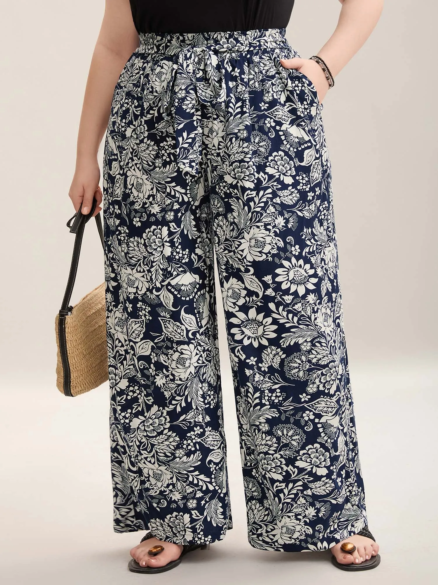 Floral Print Waist-Tie Straight-Leg Pants sold by Bloomchic product image thumbnail 4
