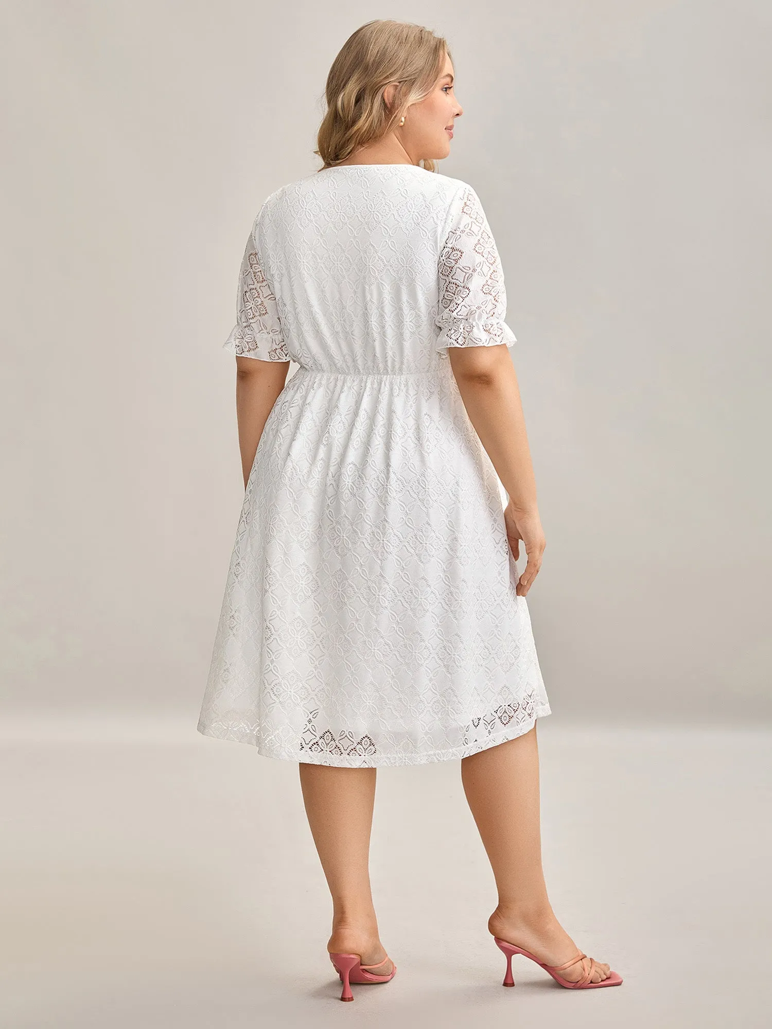 Textured Ruffled Sleeve Pockets Midi Dress sold by Bloomchic product image thumbnail 5