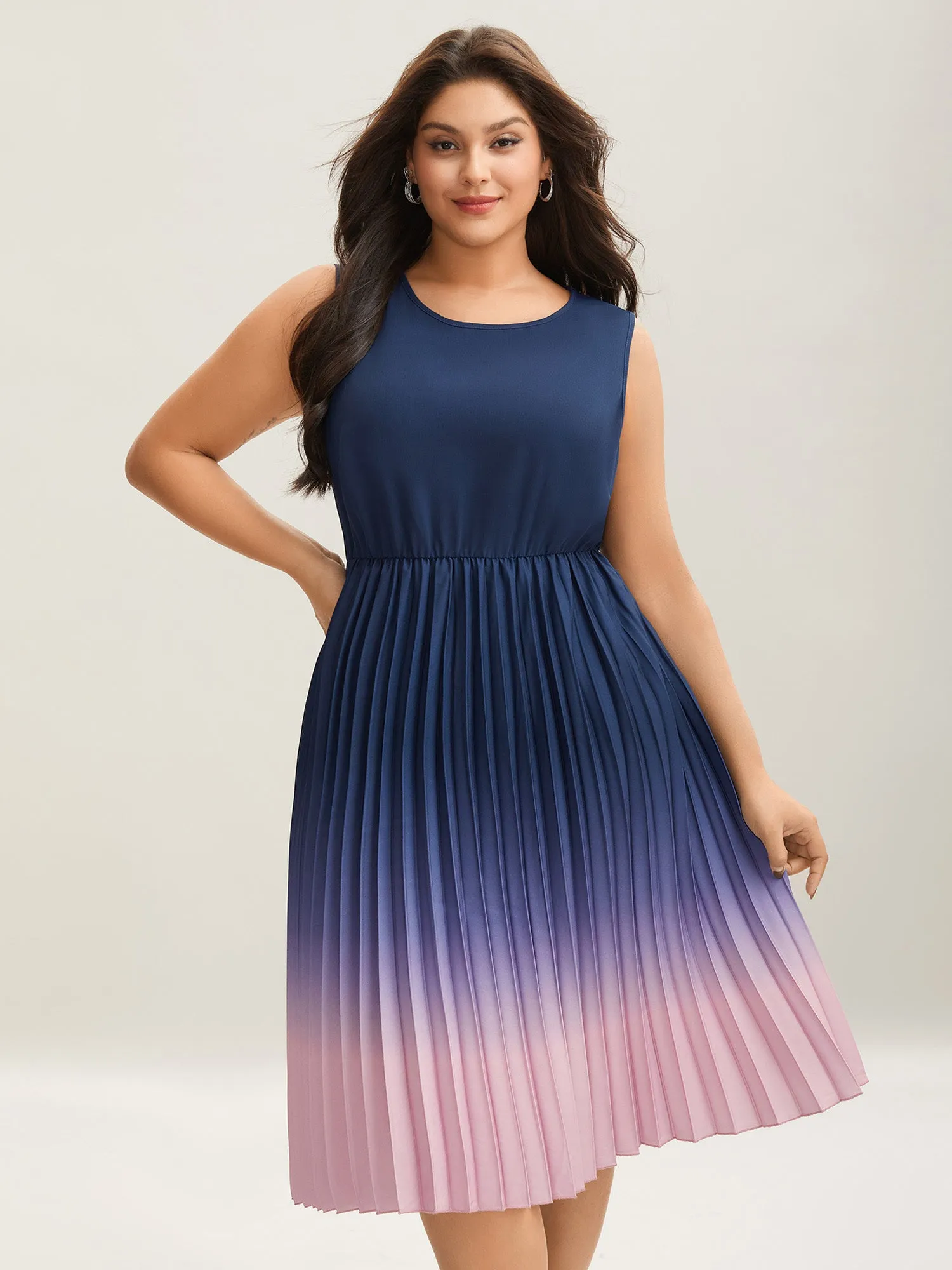 Ombre Gradient Pleated Sleeveless Midi Dress sold by Bloomchic product image thumbnail 3