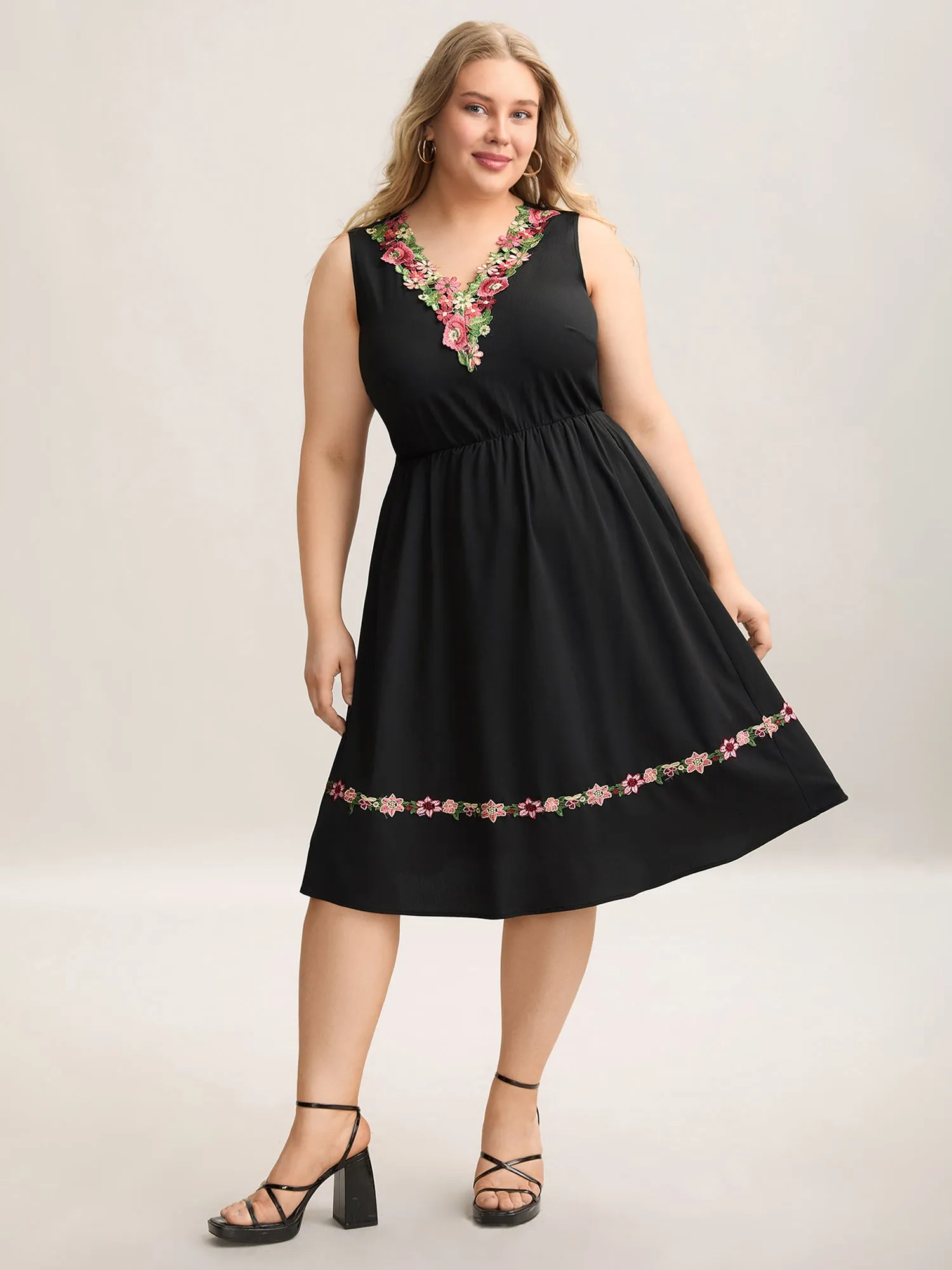 Woven Plain Floral Neckline Sleeveless Midi Dress sold by Bloomchic product image thumbnail 3