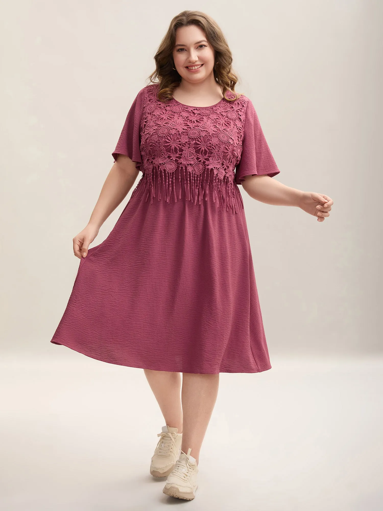 Lace Detail Pockets Round Neck Midi Dress sold by Bloomchic