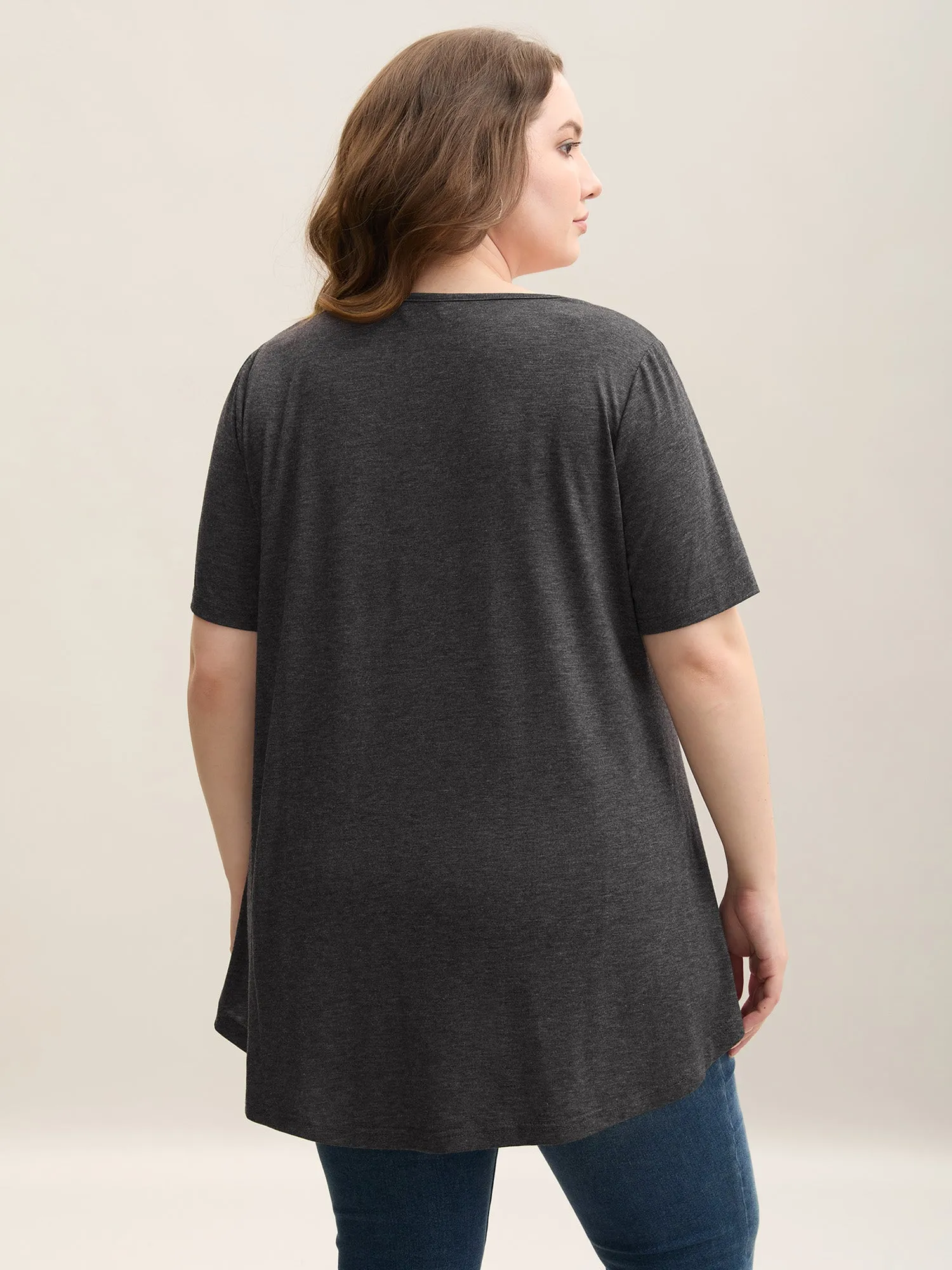 Curved Hem V-Neck Plain Knit Top sold by Bloomchic product image thumbnail 4