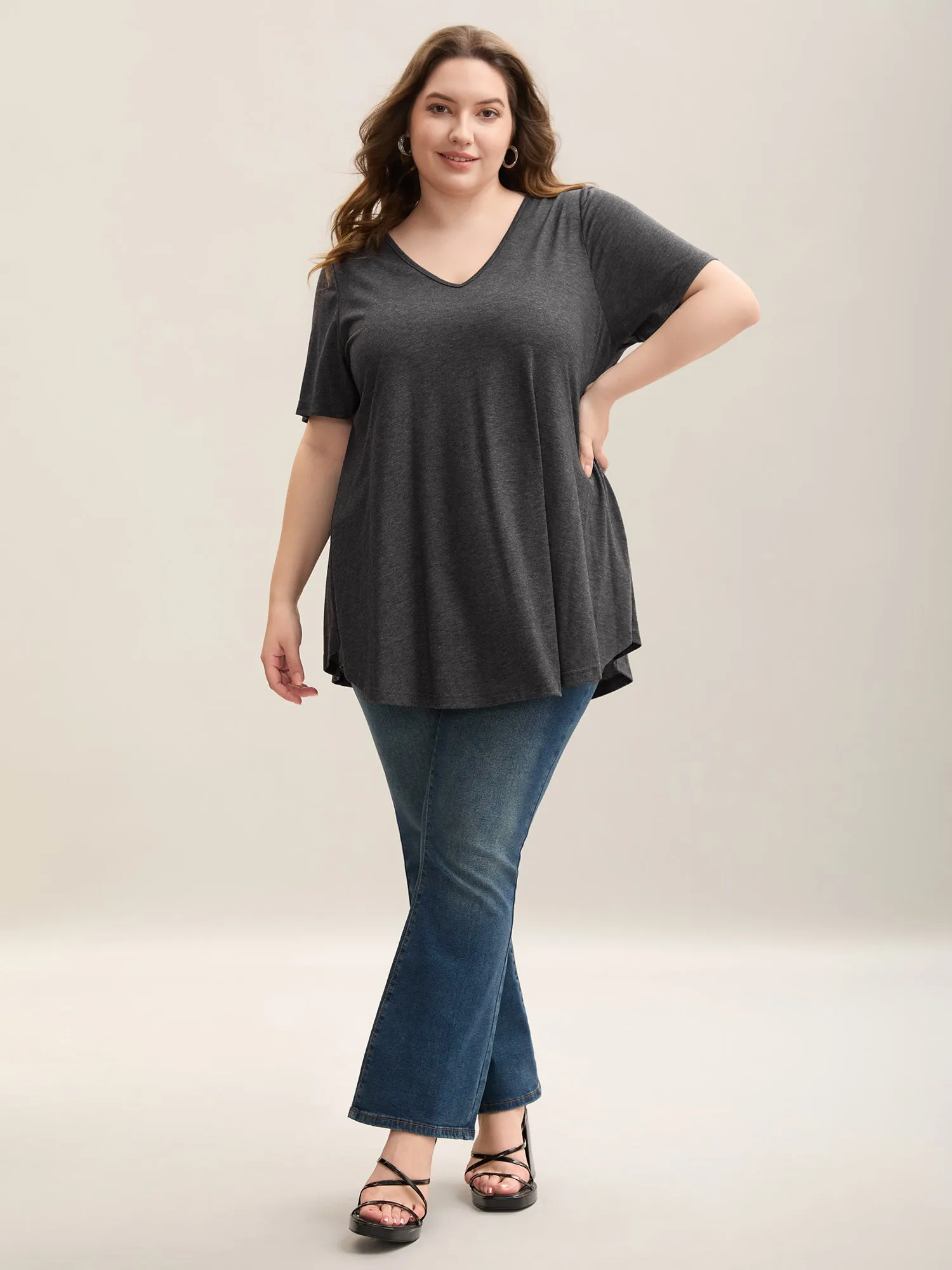 Curved Hem V-Neck Plain Knit Top sold by Bloomchic product image thumbnail 3