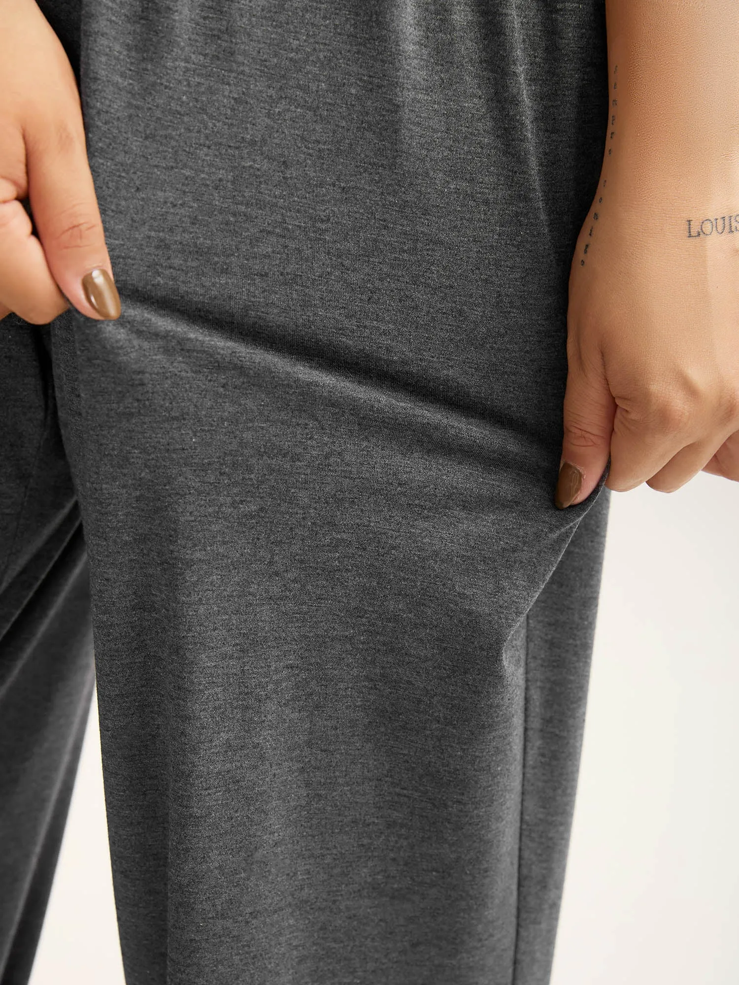 Color Contrast Drawstring Jogger Pants sold by Bloomchic product image thumbnail 2