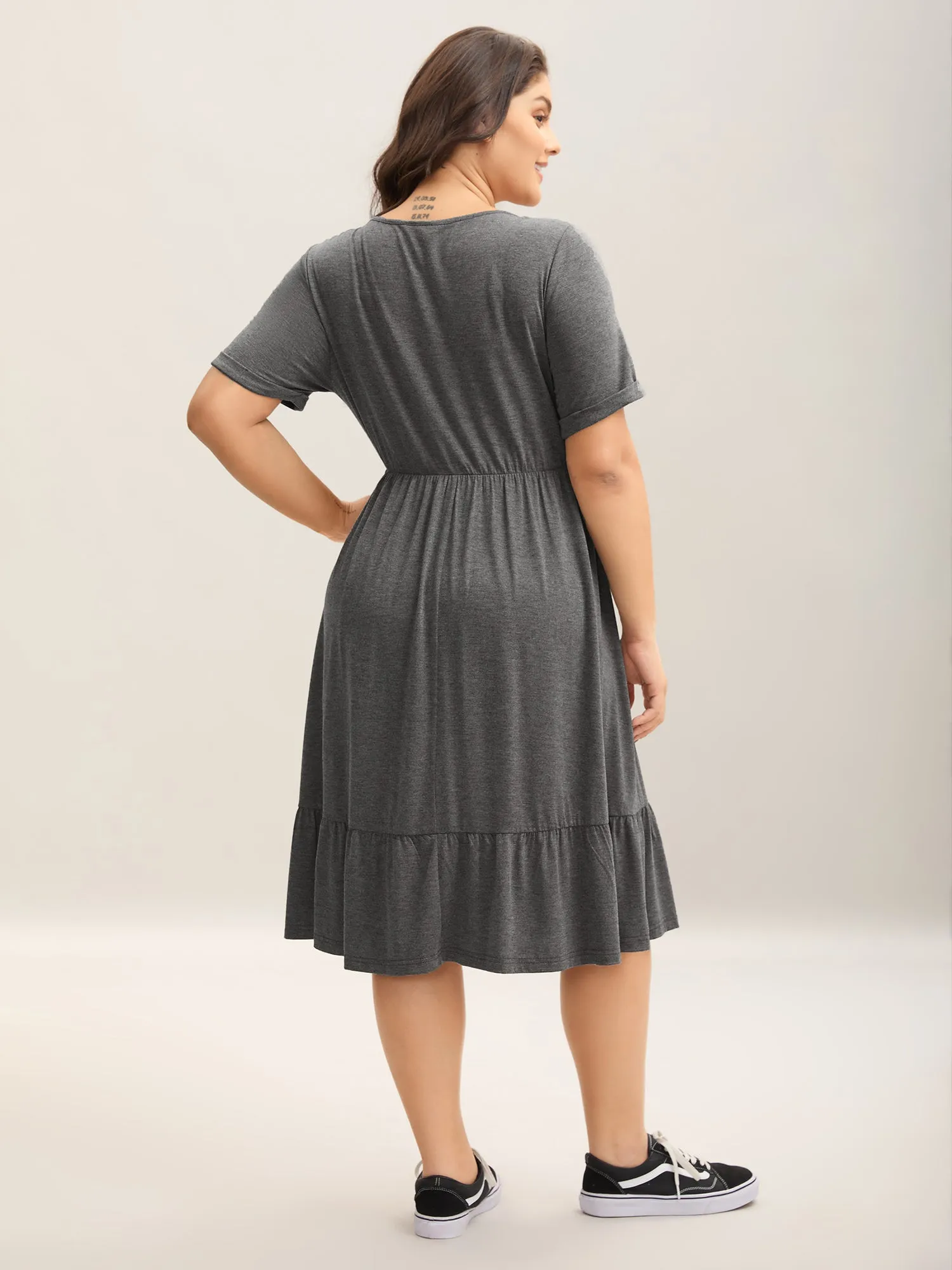 Stretchy Fabric Pockets Ruffled Hem Midi Dress sold by Bloomchic product image thumbnail 4