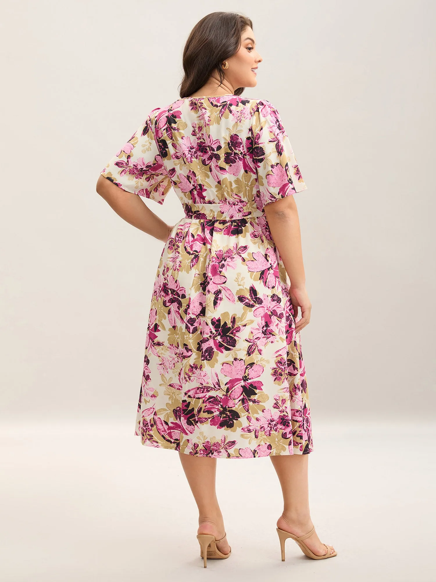 Floral Pattern Pockets Surplice Midi Dress sold by Bloomchic product image thumbnail 4