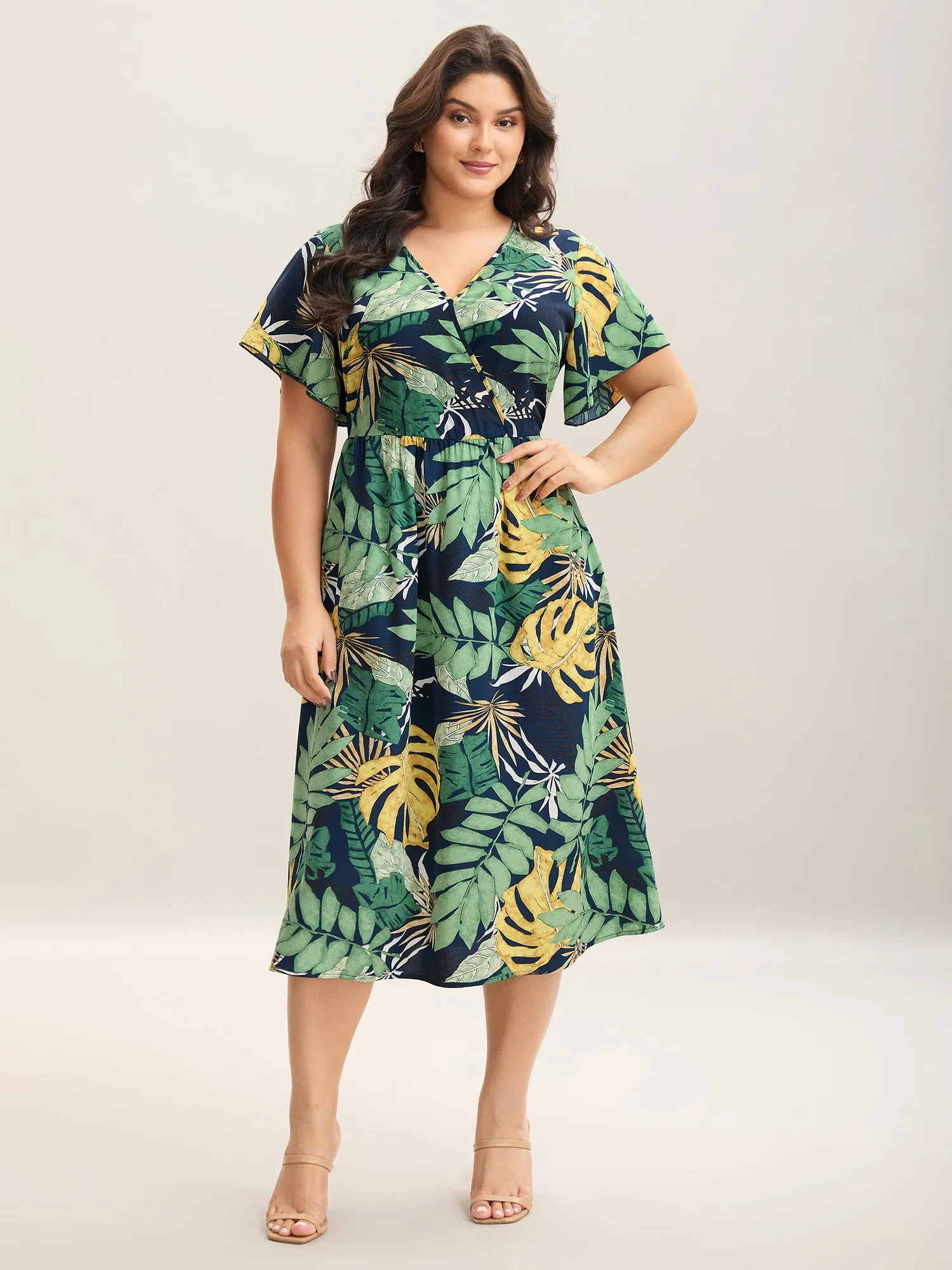 Breezy Tropical Print Pockets Midi Dress sold by Bloomchic product image thumbnail 3