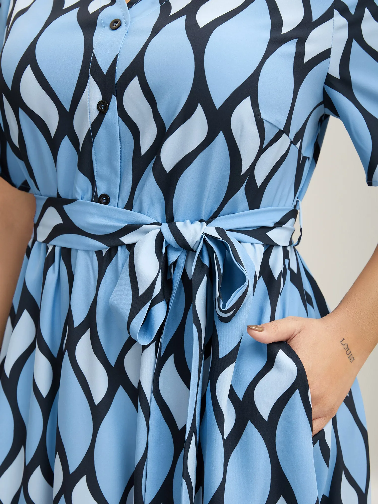 Geometric Pattern Stretchy Waist Belted Midi Dress sold by Bloomchic product image thumbnail 2