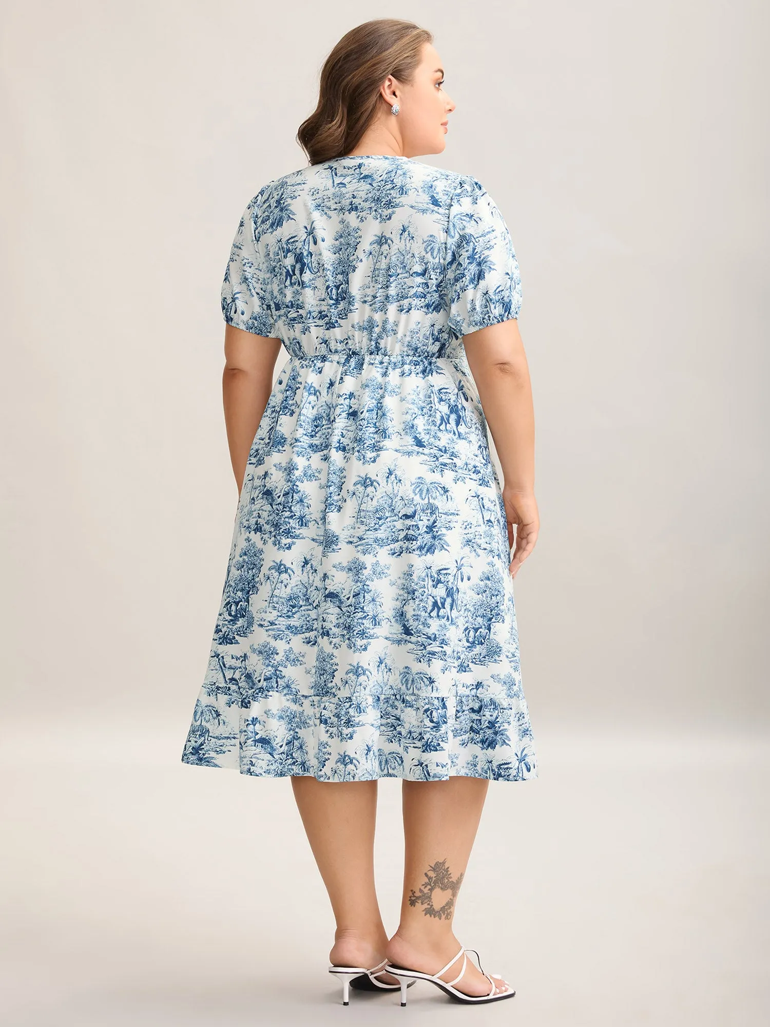Forest Print Knotted Front Pockets Midi Dress sold by Bloomchic product image thumbnail 4
