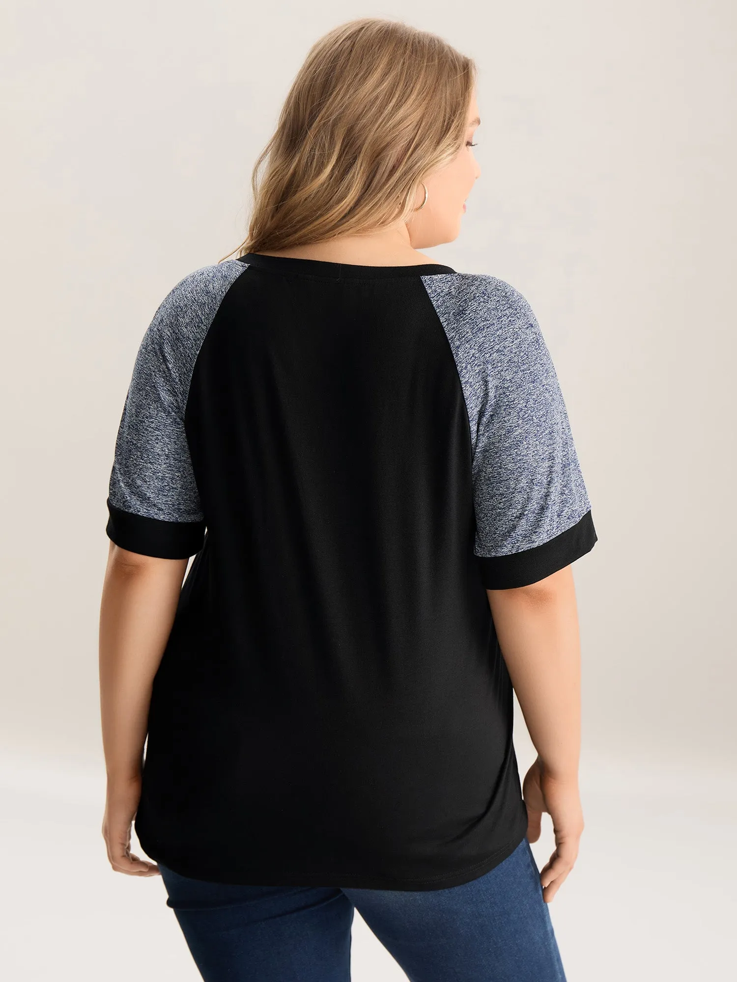Color Contrast Raglan Sleeve T-Shirt sold by Bloomchic product image thumbnail 4