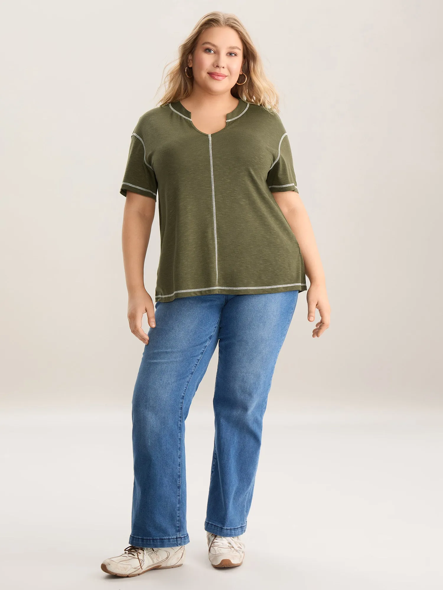 Color Contrast Trim Notched Collar T-Shirt sold by Bloomchic product image thumbnail 3