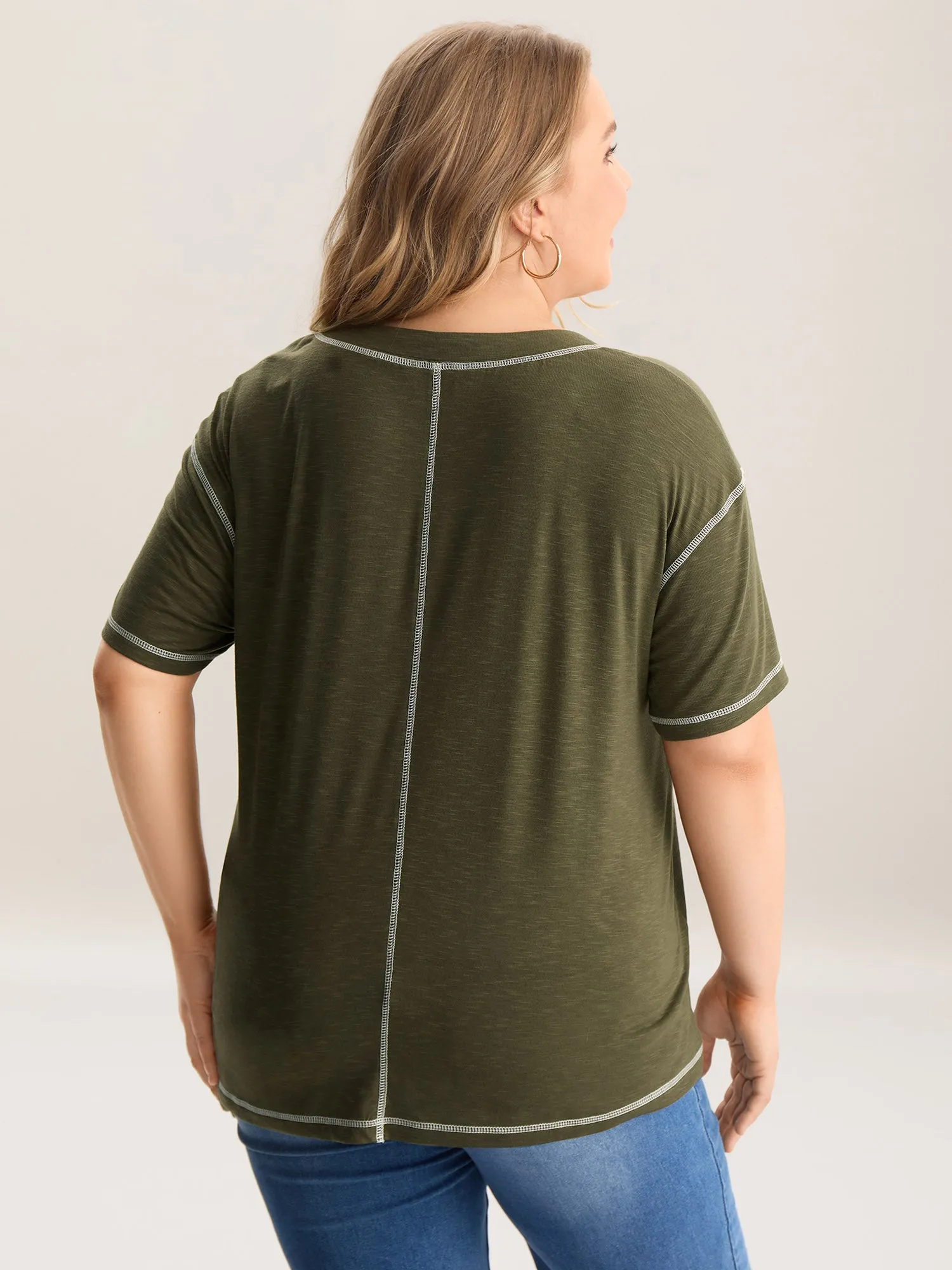 Color Contrast Trim Notched Collar T-Shirt sold by Bloomchic product image thumbnail 4