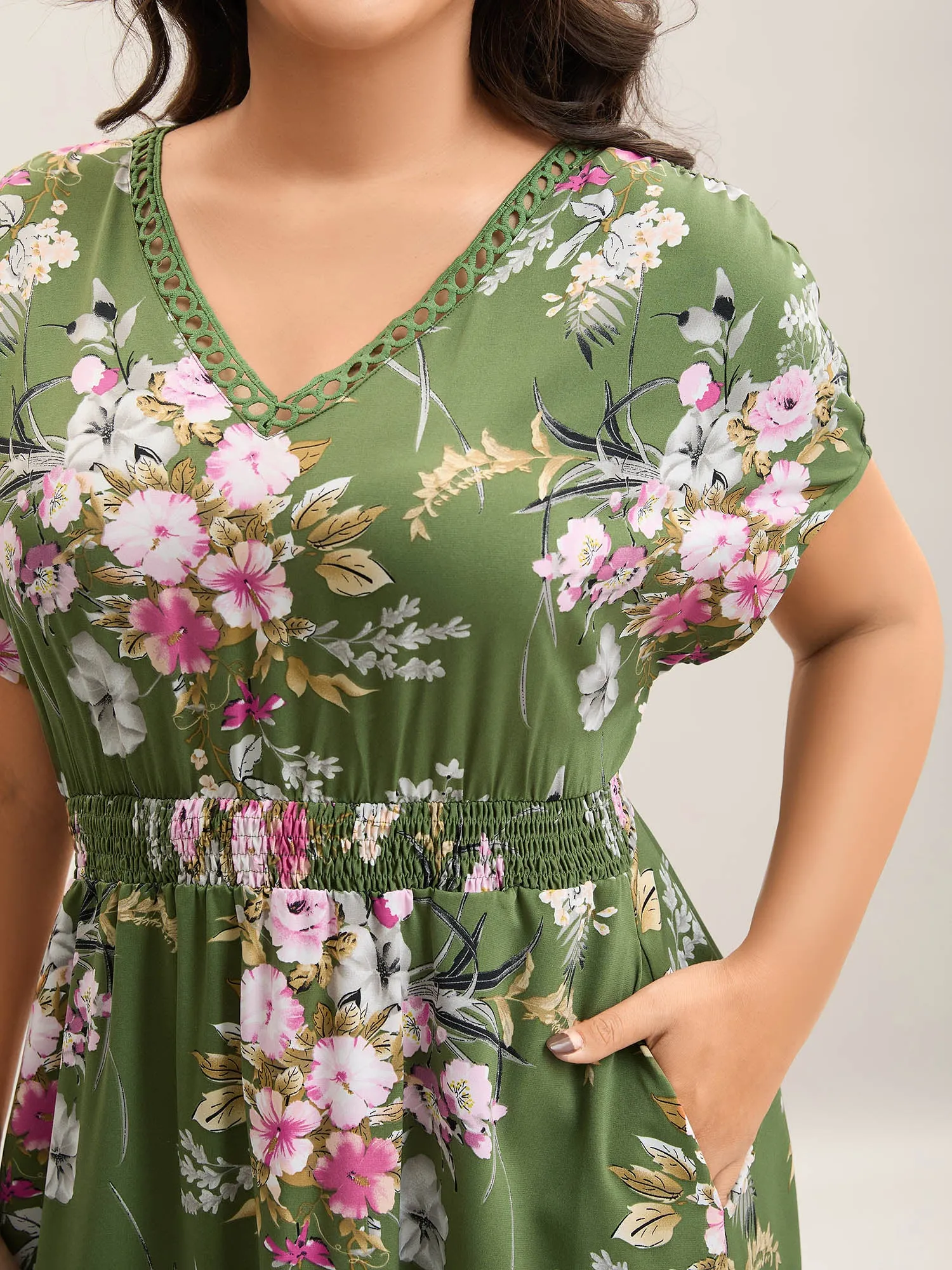 Floral Print Lace Trim Pockets Maxi Dress sold by Bloomchic product image thumbnail 2