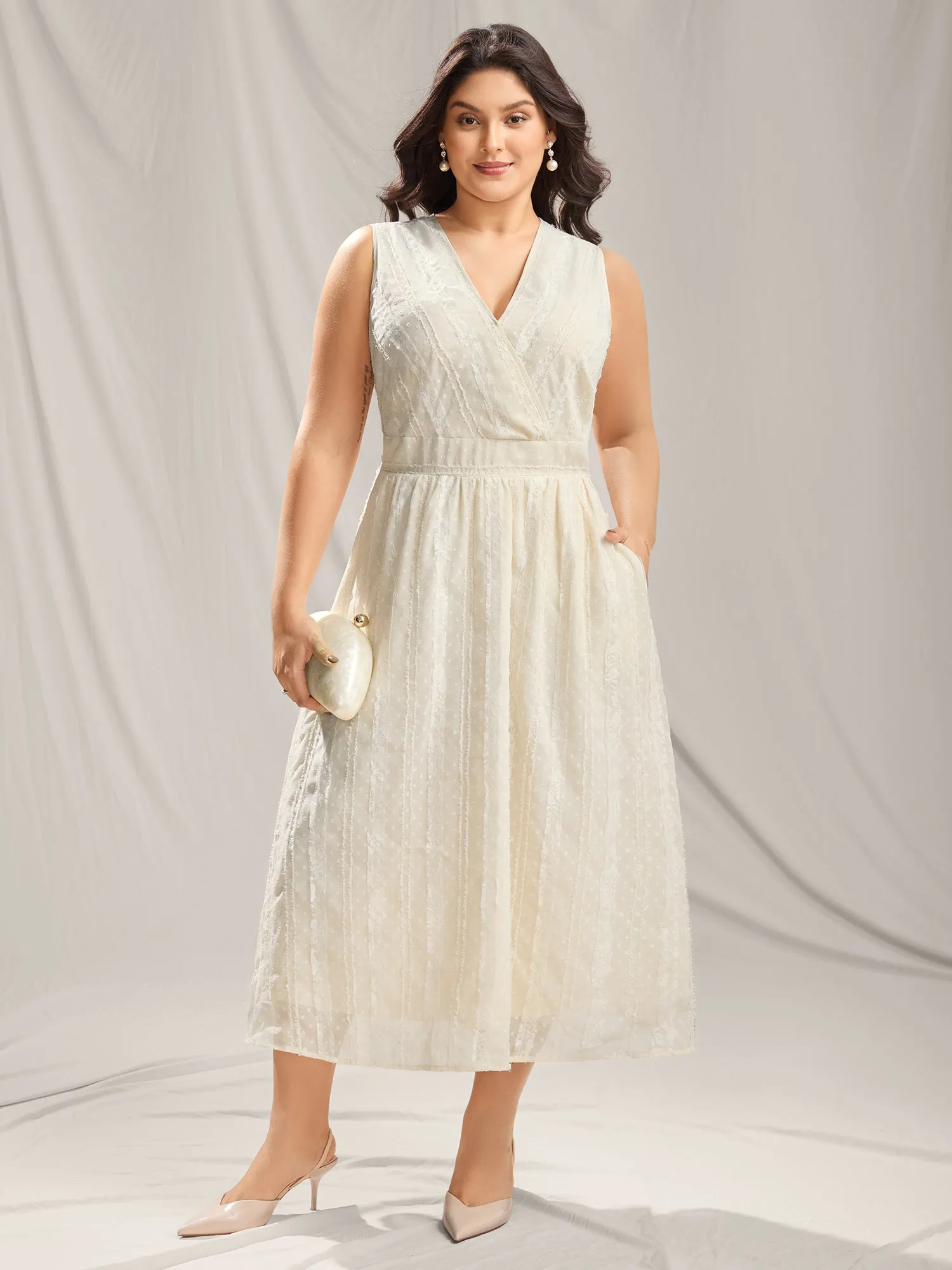 Woven Textured Surplice Neck Maxi Dress sold by Bloomchic product image thumbnail 3