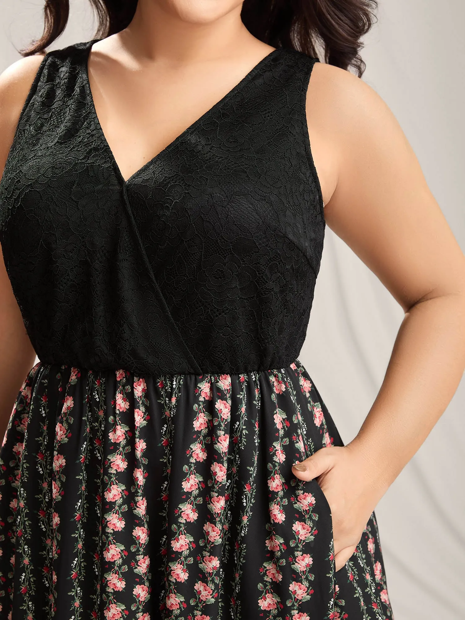 Floral Stripes Lace Trim Maxi Dress sold by Bloomchic product image thumbnail 2