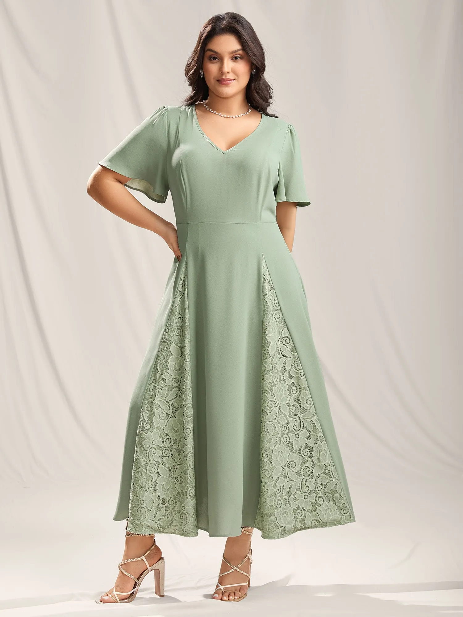 Lace Panel Cinched-Waist Maxi Dress sold by Bloomchic product image thumbnail 3