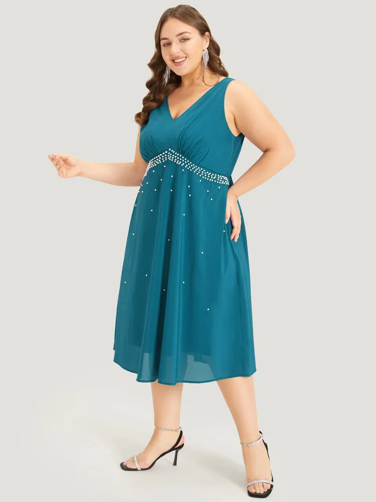 Plain Pleated Mesh Pearl Beaded Sleeveless Dress sold by Bloomchic product image thumbnail 2