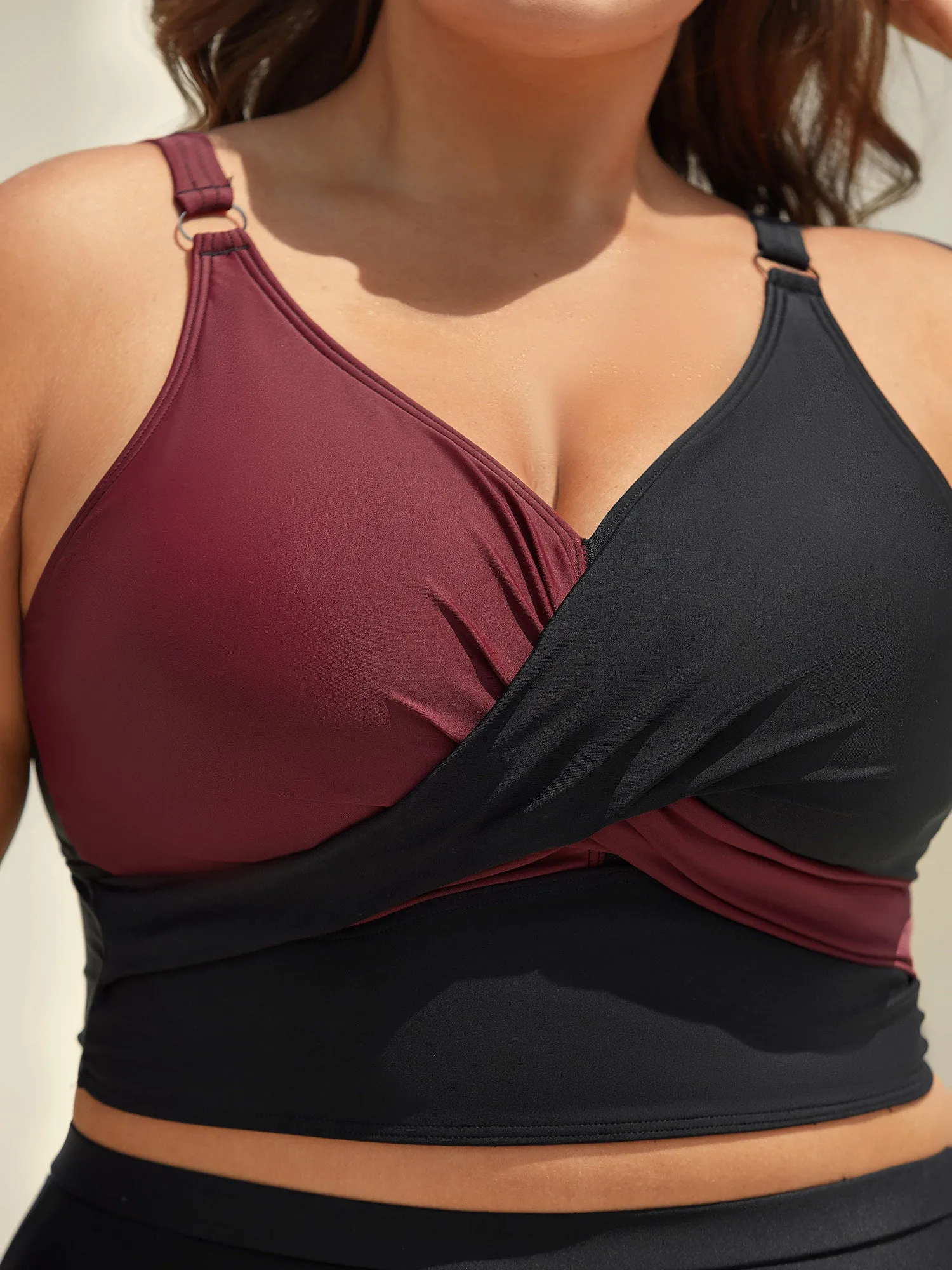 Color Block Twist Front Ruched Swim Top sold by Bloomchic product image thumbnail 3
