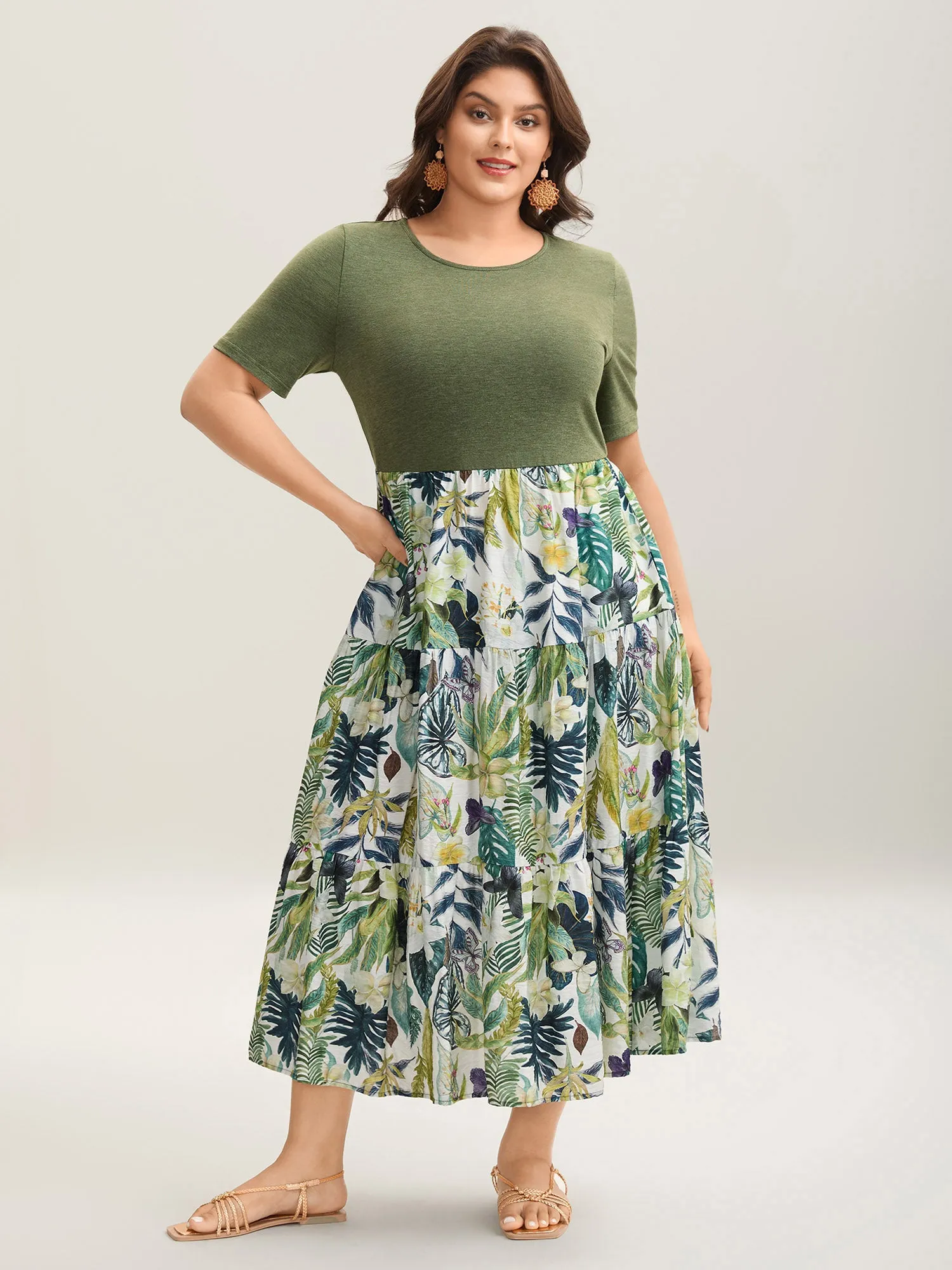 Tropical Floral Print Spliced Maxi Dress sold by Bloomchic