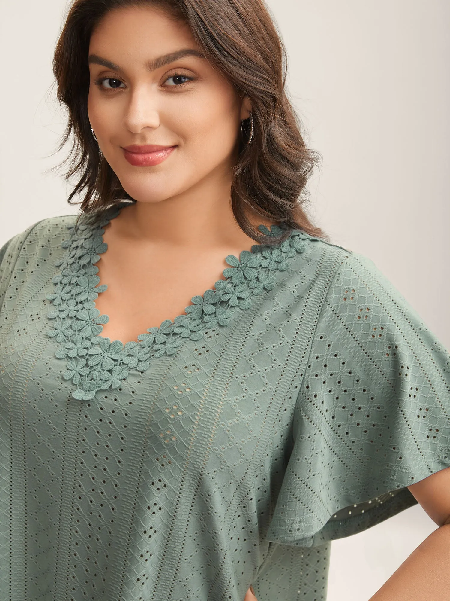 Textured Eyelet Stretchy V-Neck T-Shirt sold by Bloomchic product image thumbnail 4