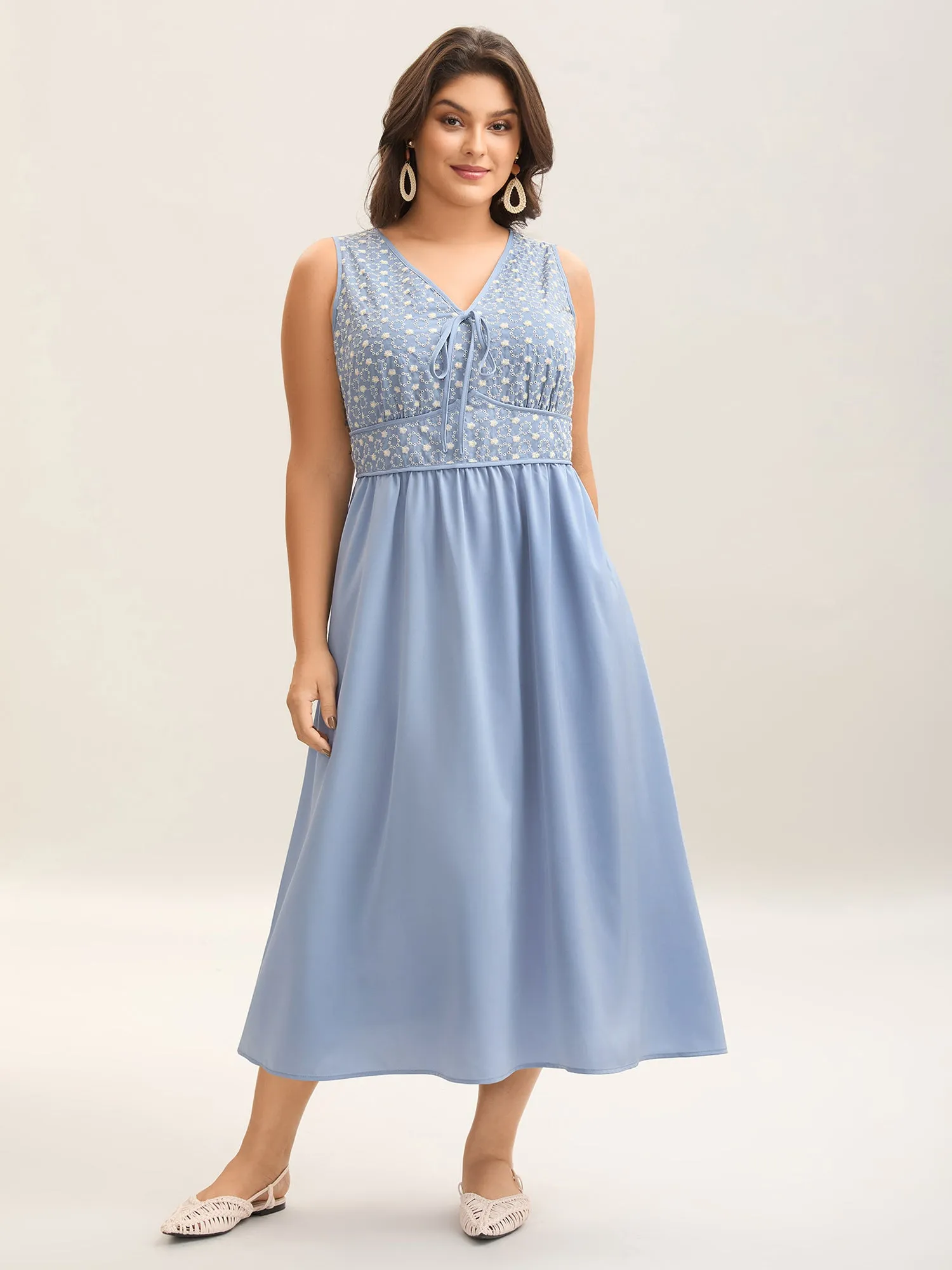 Textured Cinched-Waist Pockets Maxi Dress sold by Bloomchic product image thumbnail 3