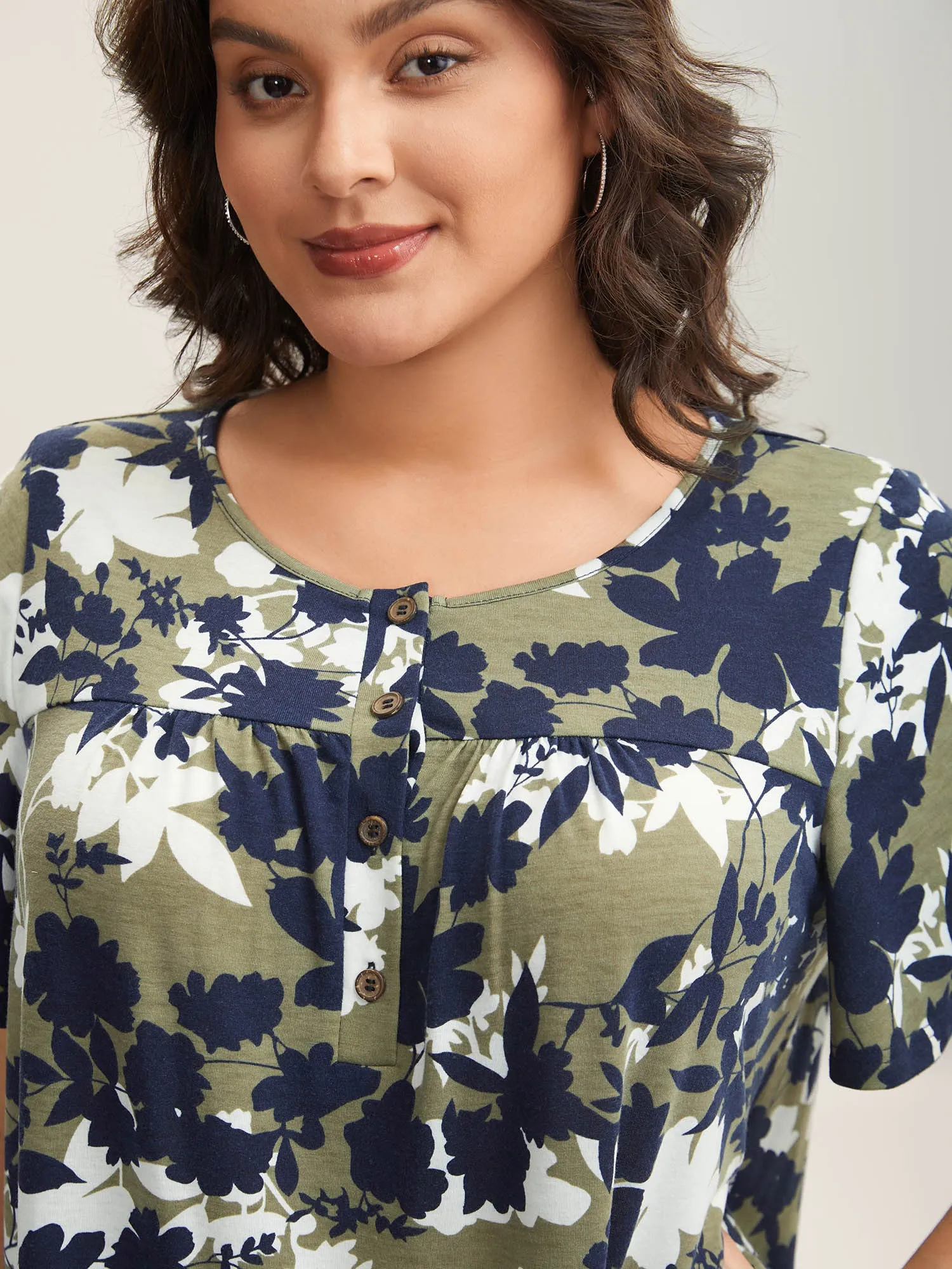 Silhouette Flower Button Placket Jersey Top sold by Bloomchic product image thumbnail 2