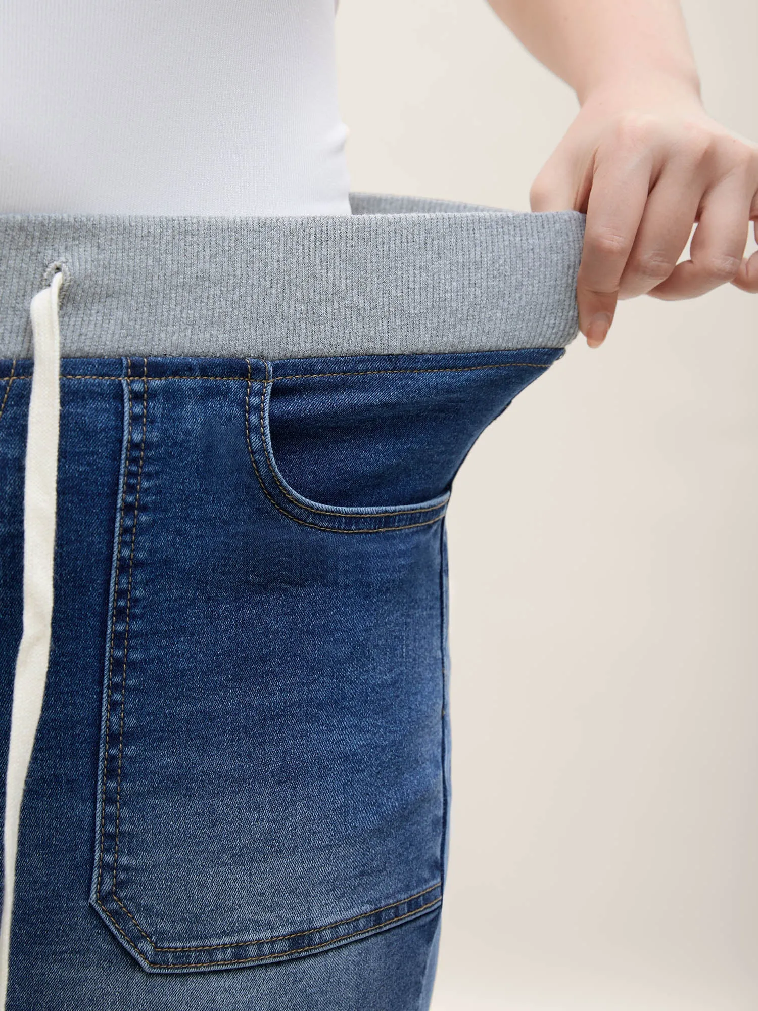 Skinny Fit Classic Mid-Rise Jeans sold by Bloomchic product image thumbnail 3