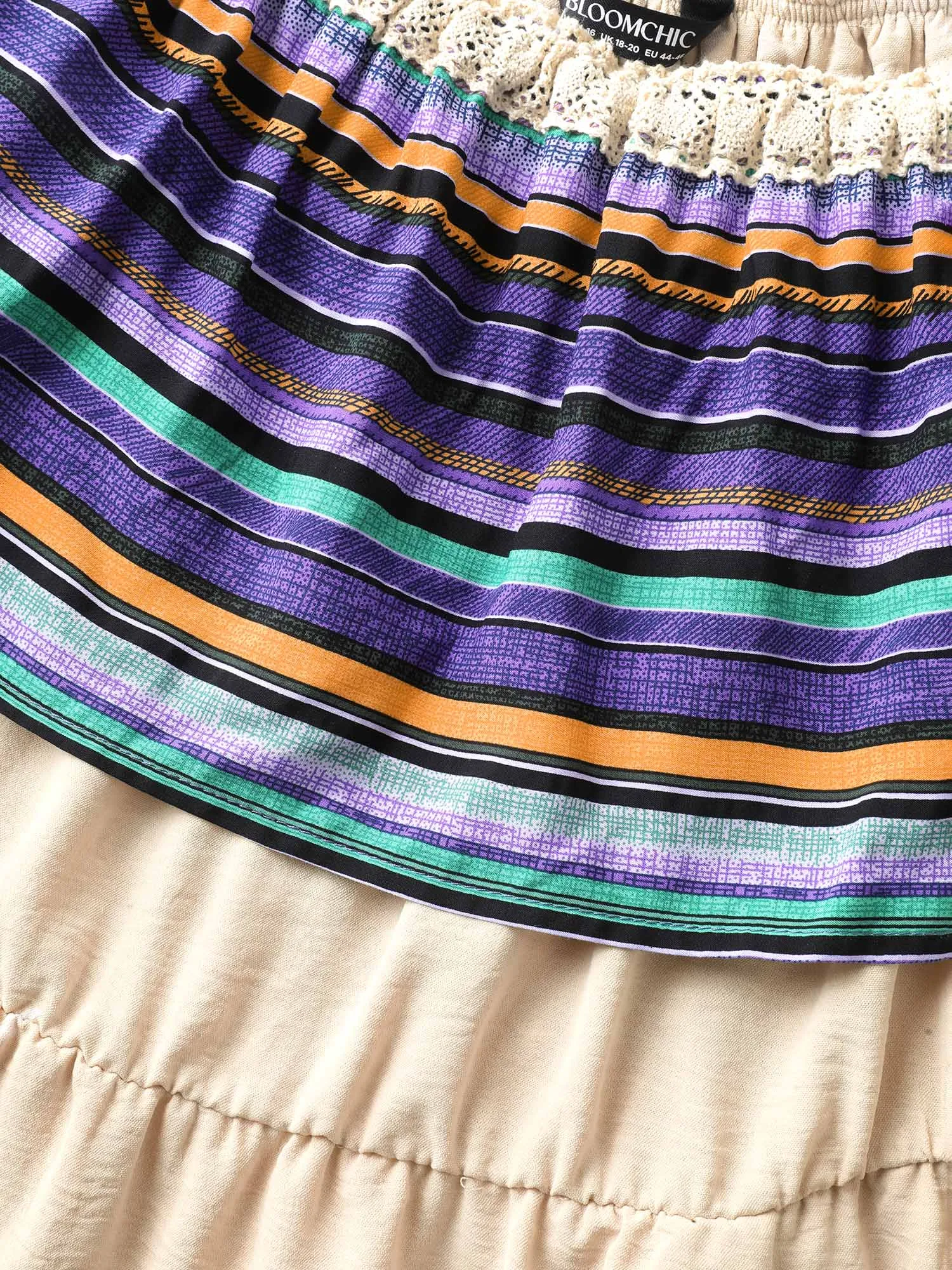 Cold-Shoulder Textured Striped Pockets Midi Dress sold by Bloomchic product image thumbnail 5