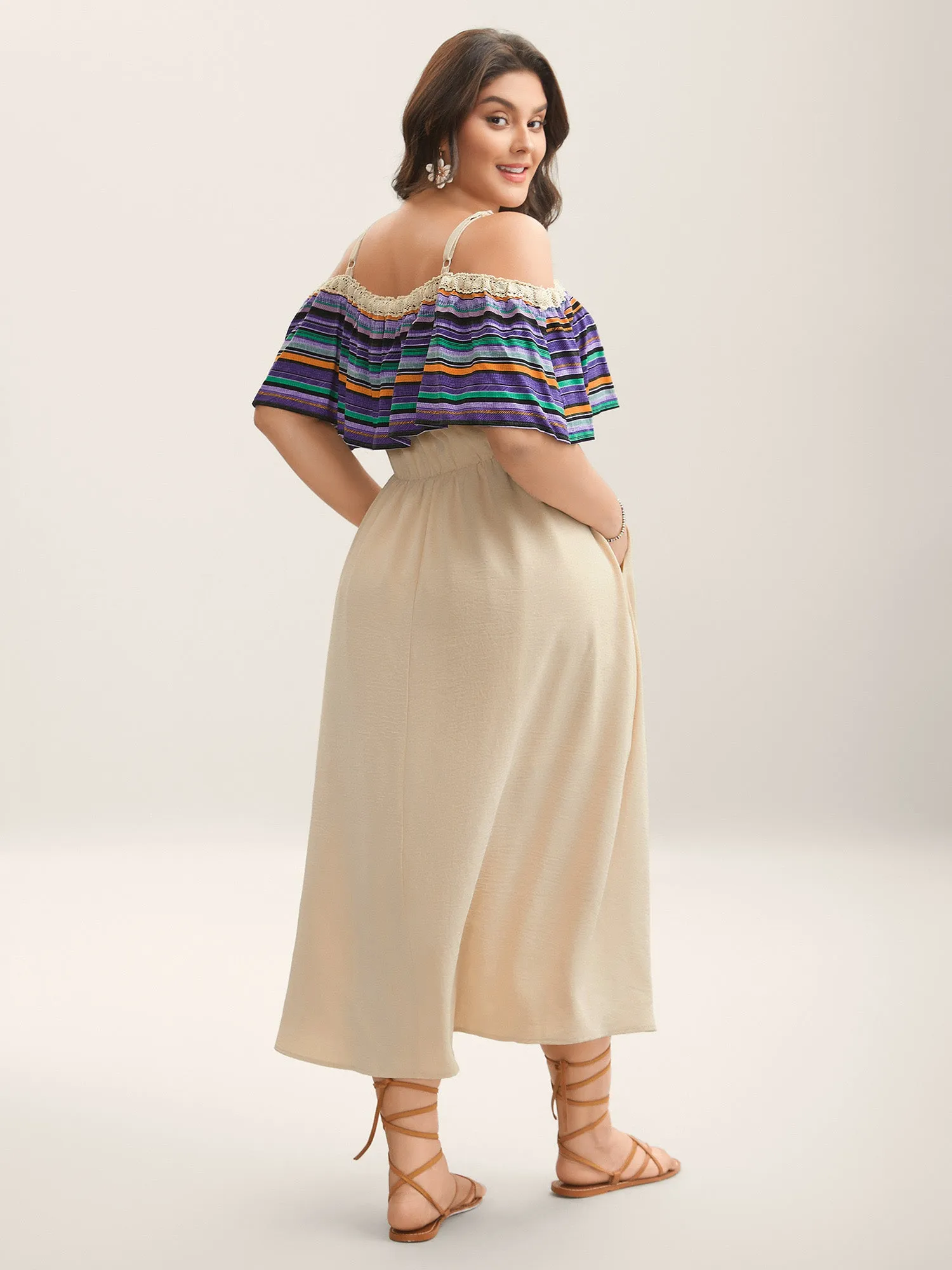 Cold-Shoulder Textured Striped Pockets Midi Dress sold by Bloomchic product image thumbnail 4