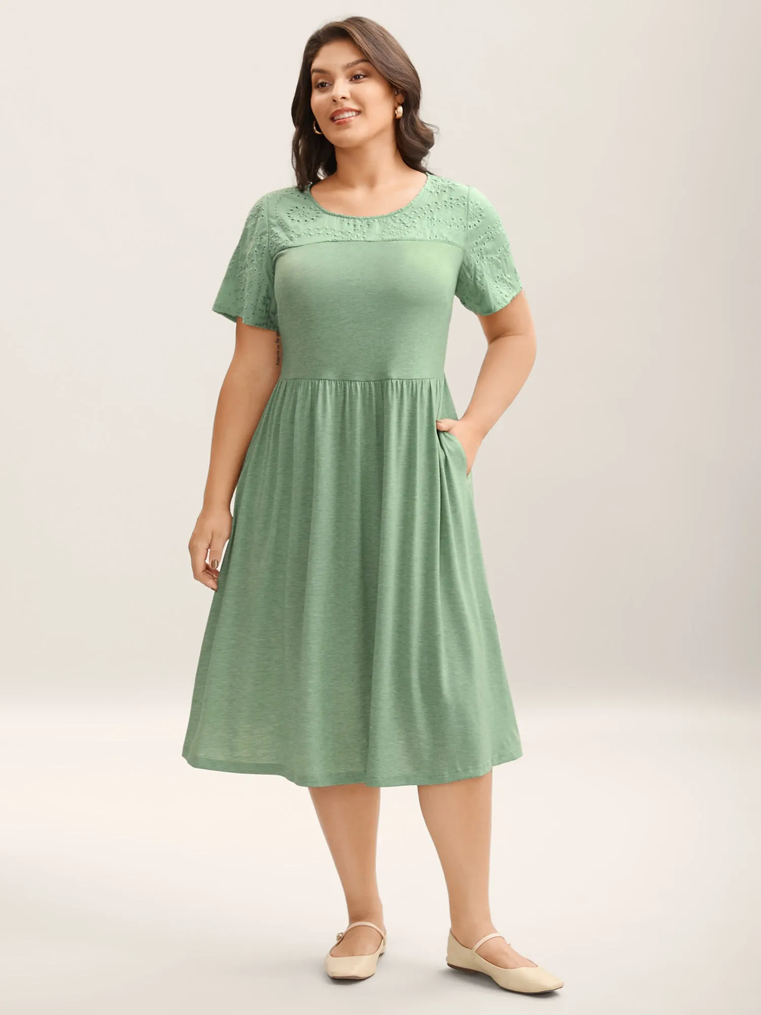 Stretchy Sheer Textured Spliced Midi Dress sold by Bloomchic product image thumbnail 3