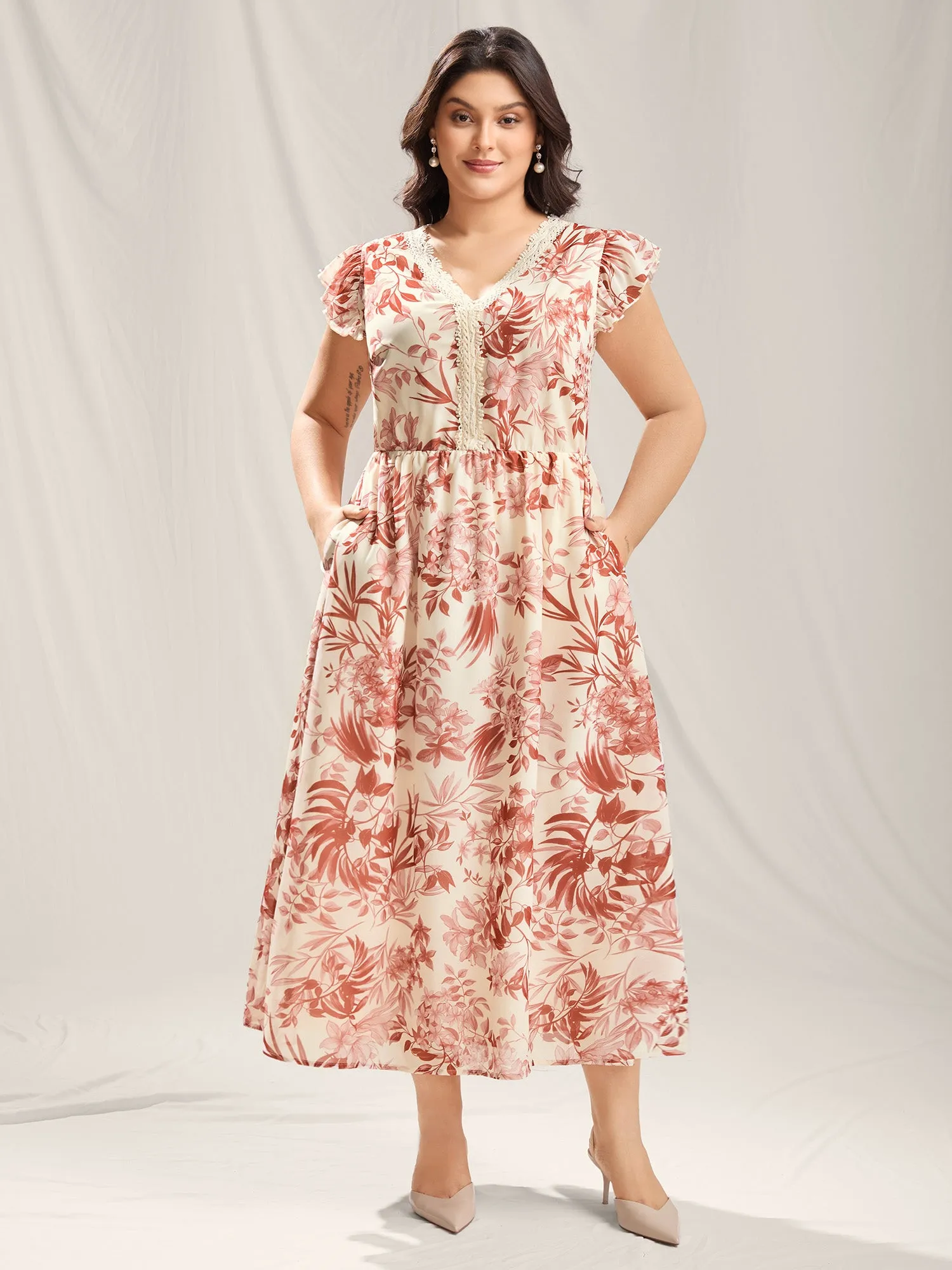 Large Flower Print Lace Trim Maxi Dress sold by Bloomchic product image thumbnail 3