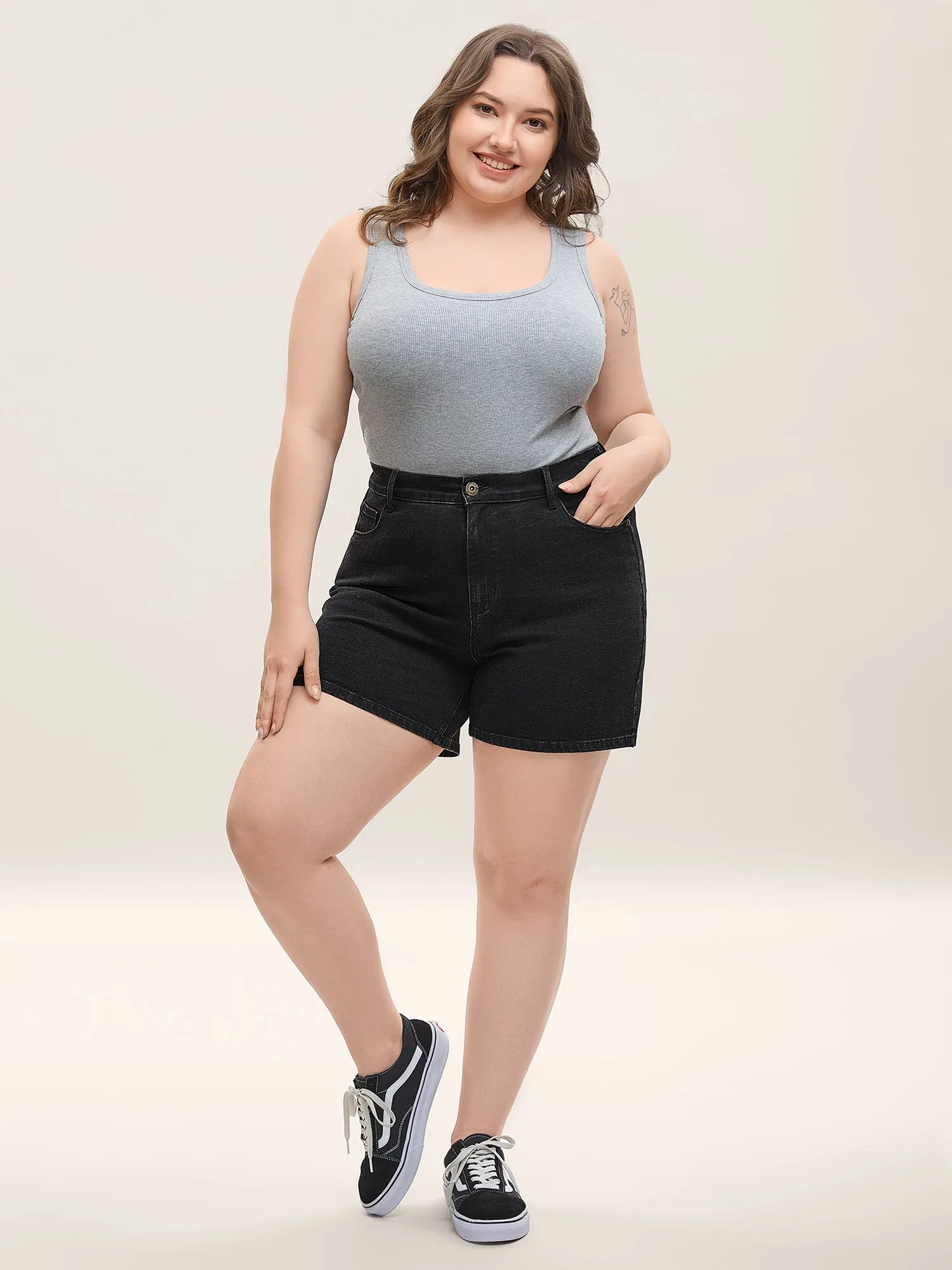 Classic Cut Pocket Denim Shorts sold by Bloomchic product image thumbnail 3