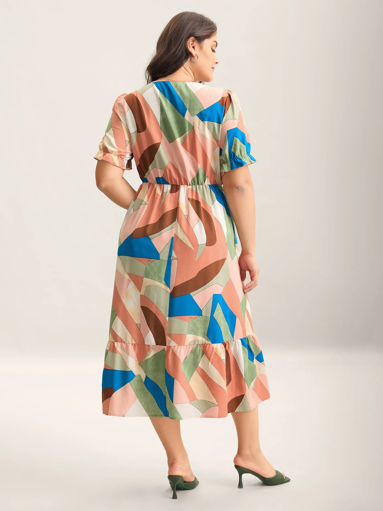 Geometric Print Keyhole Pockets Maxi Dress sold by Bloomchic product image thumbnail 4
