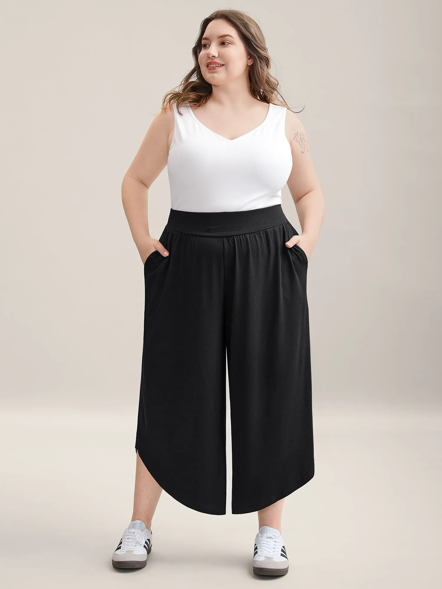 Rubber Waist Curved Hem Wide Leg Pants sold by Bloomchic product image thumbnail 4