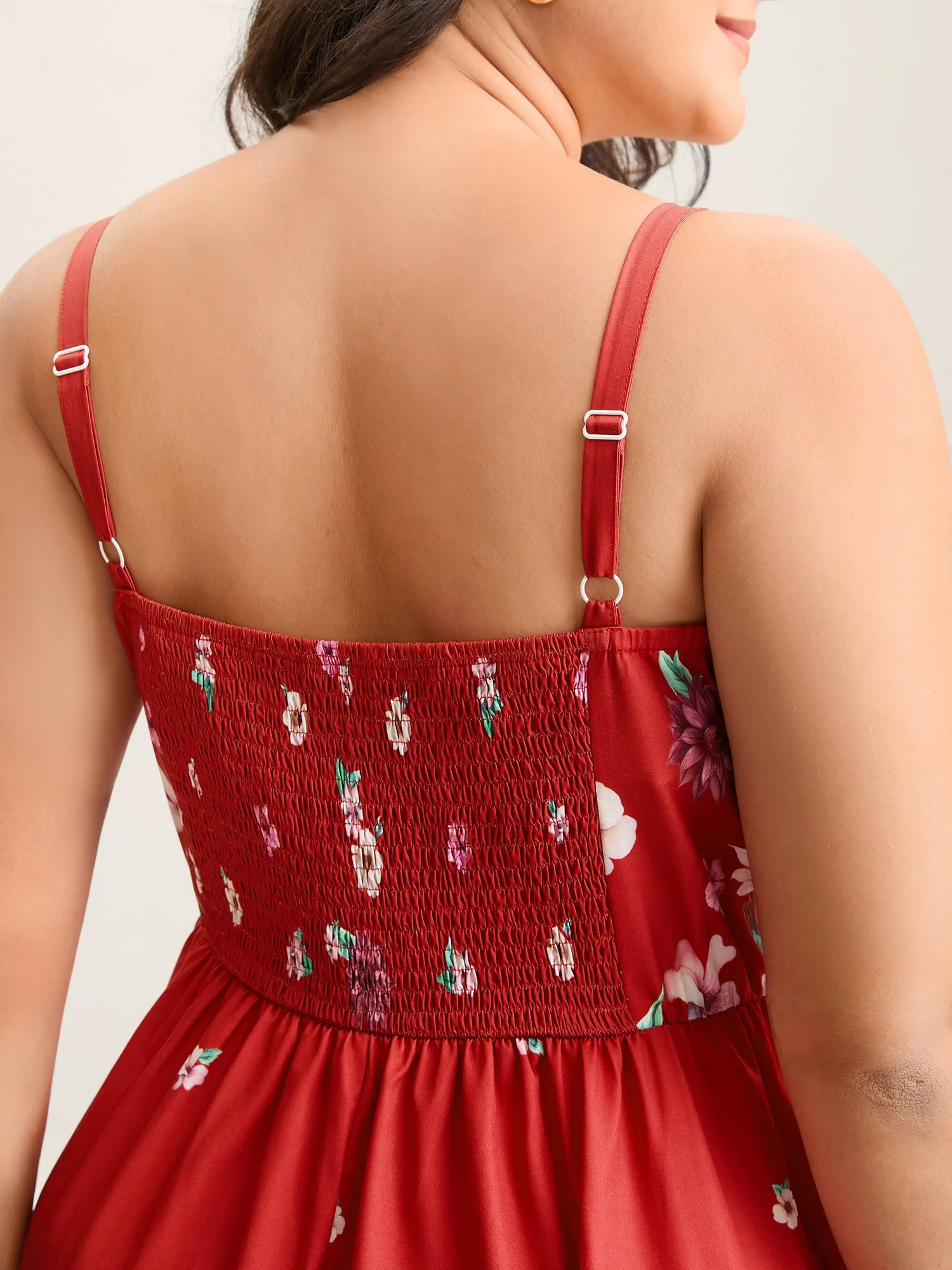 Blooming Flowers V Neck Pockets Dress sold by Bloomchic product image thumbnail 2