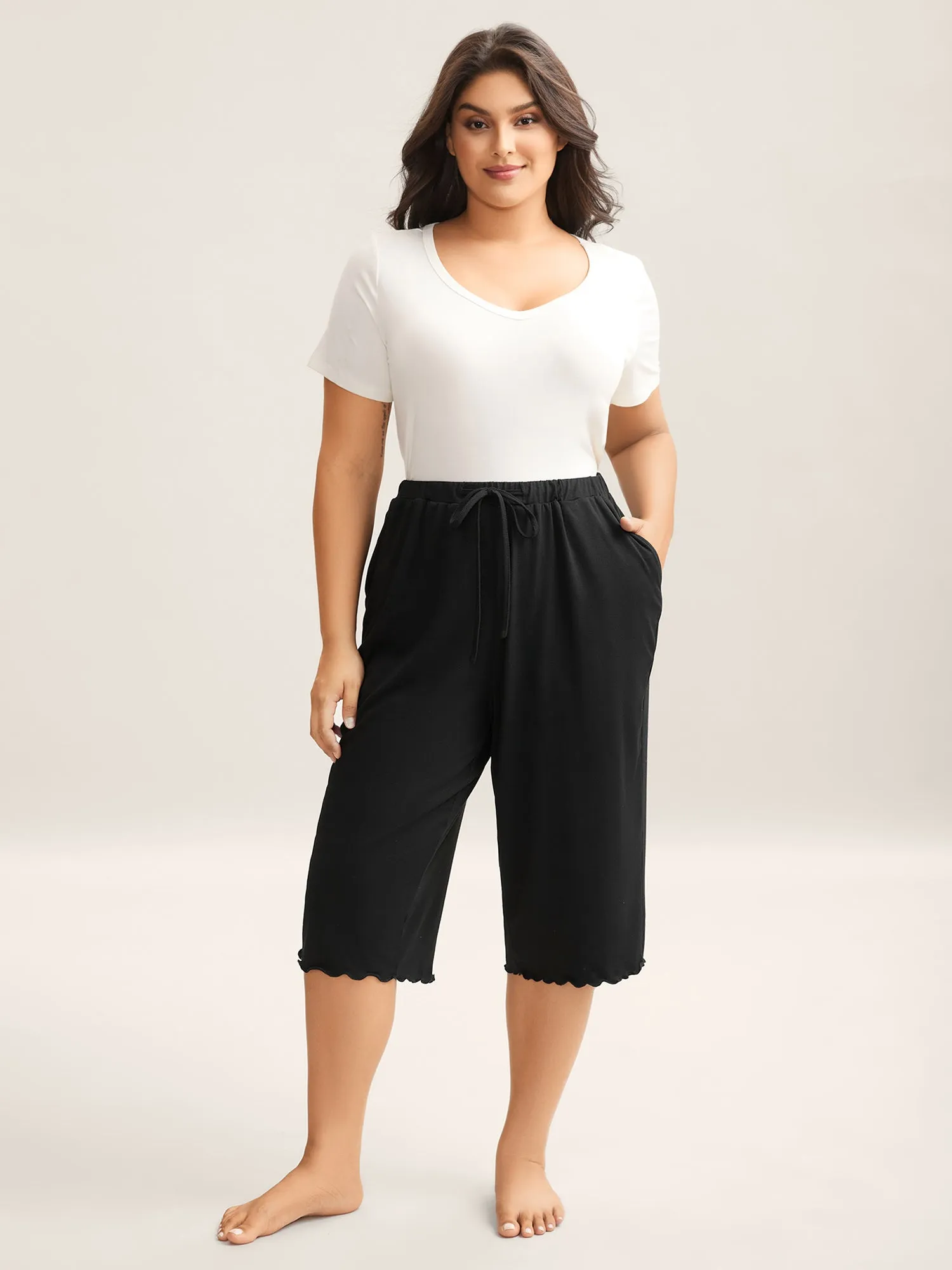 Supersoft Scalloped Hem Straight-Fit Lounge Bottoms sold by Bloomchic product image thumbnail 3