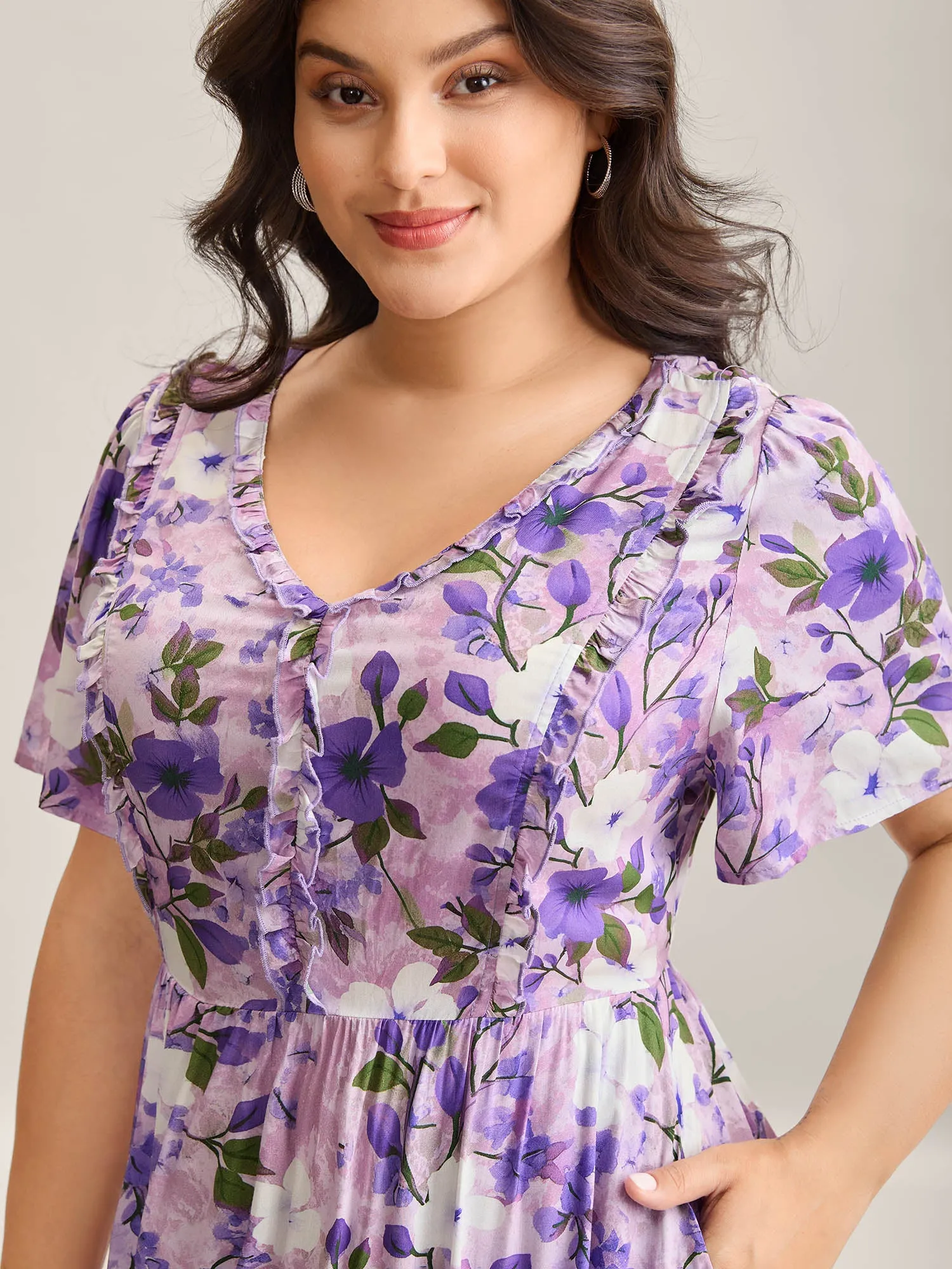 Floral Print Ruffled Neck Pockets Midi Dress sold by Bloomchic product image thumbnail 2