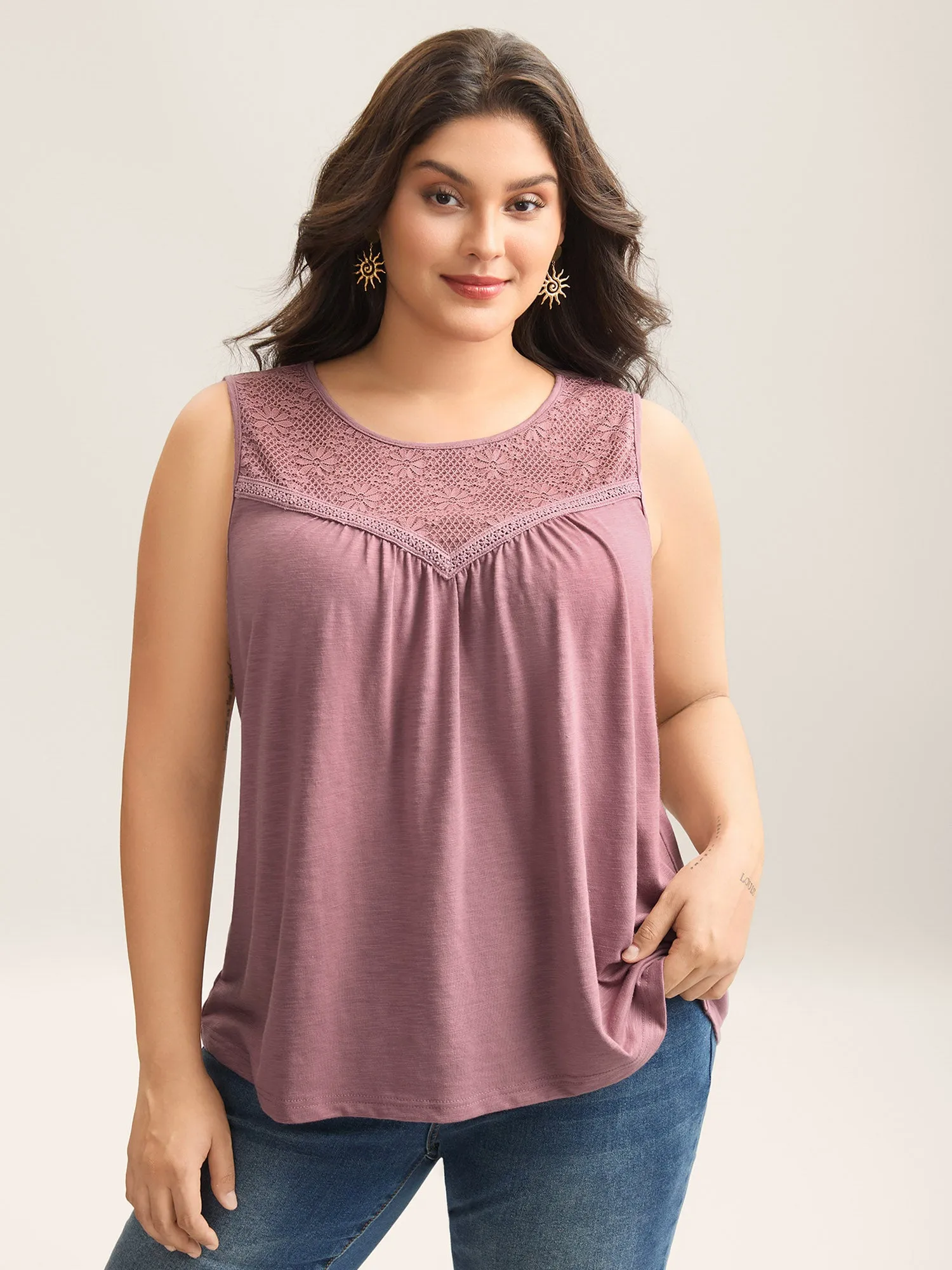 Plain Stretchy Lace Tank Top sold by Bloomchic